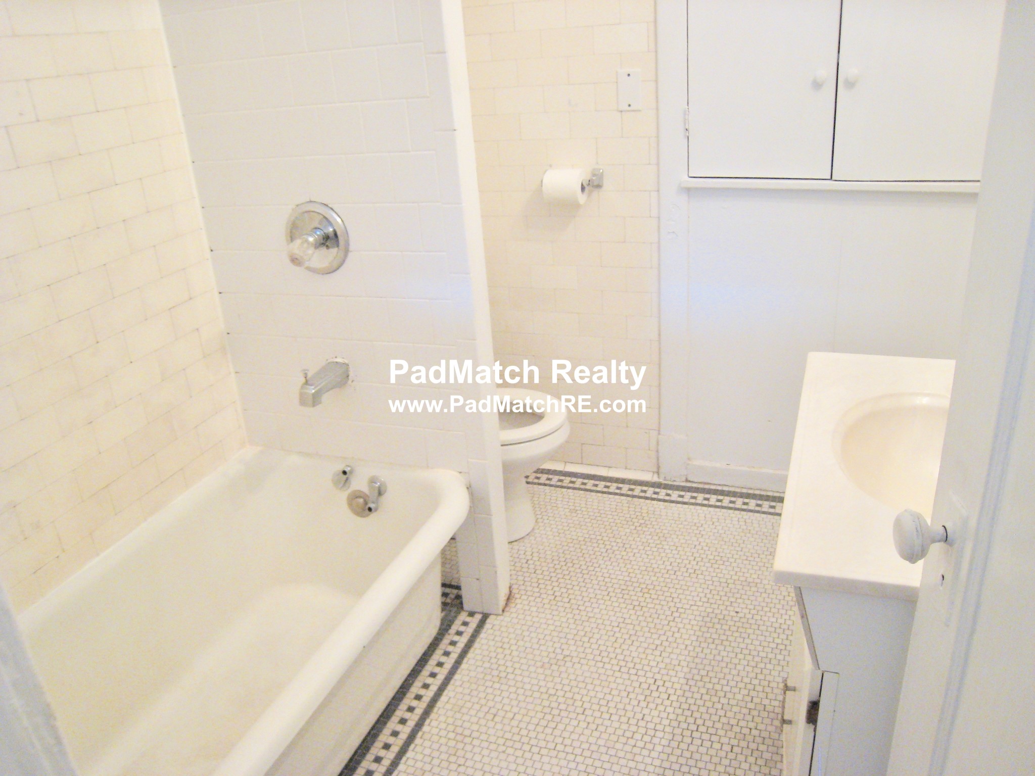 322 Saint Paul St, Coolidge Corner