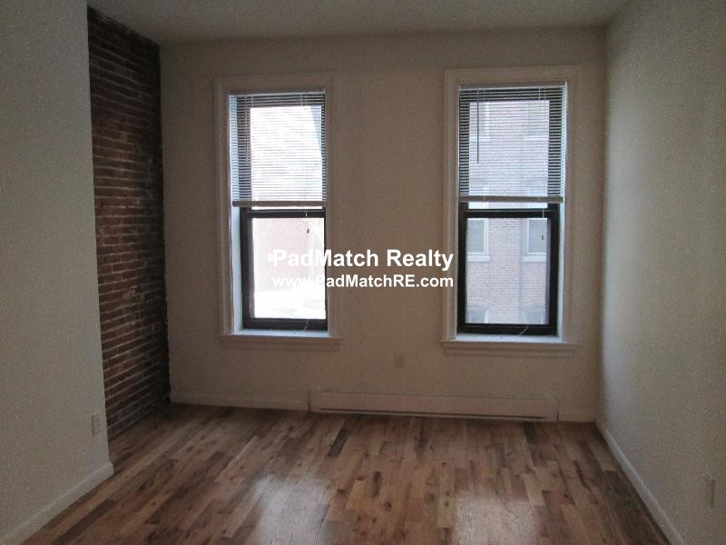 23 Cortes St, Back Bay