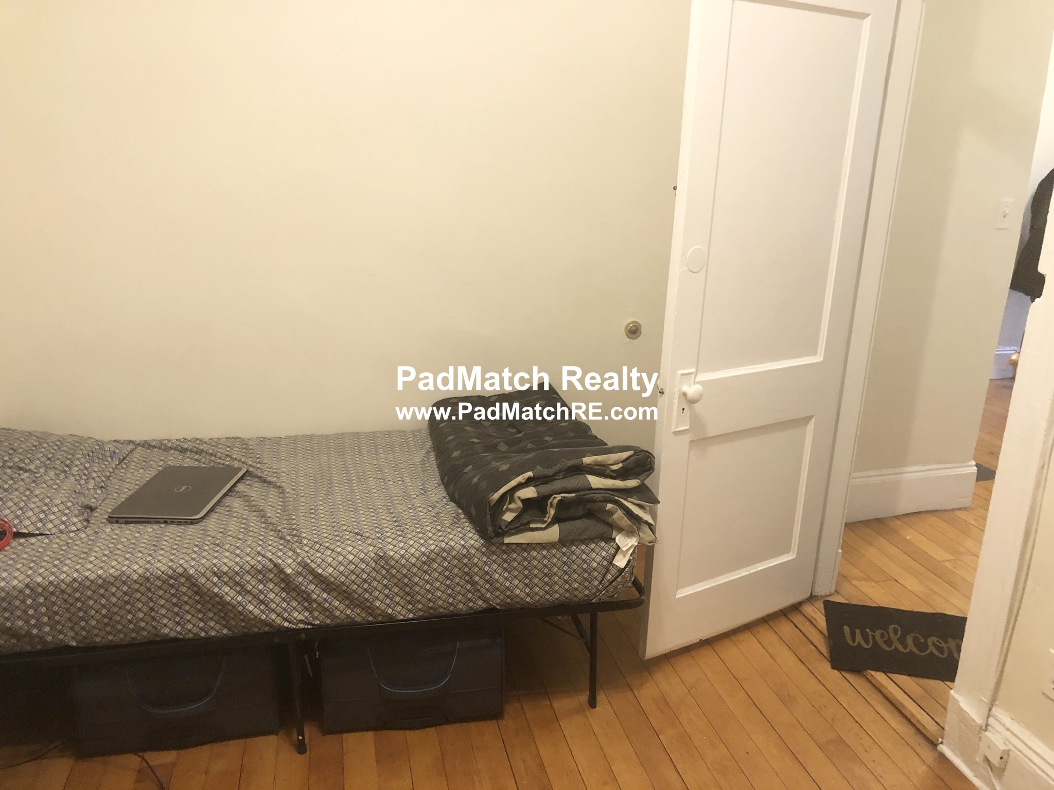 132 Hemenway St, Fenway