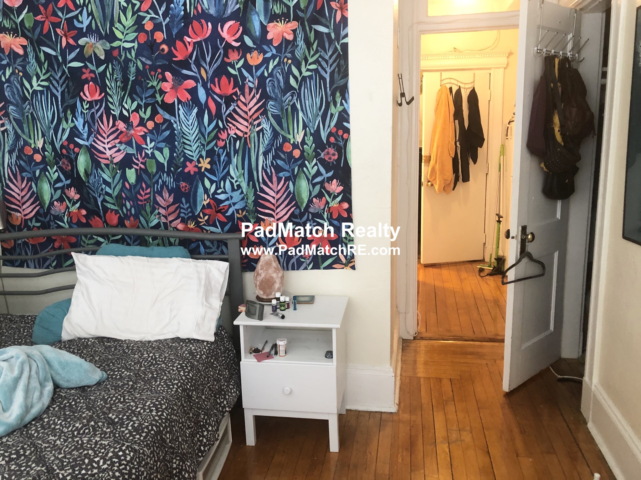 136 Hemenway St, Fenway