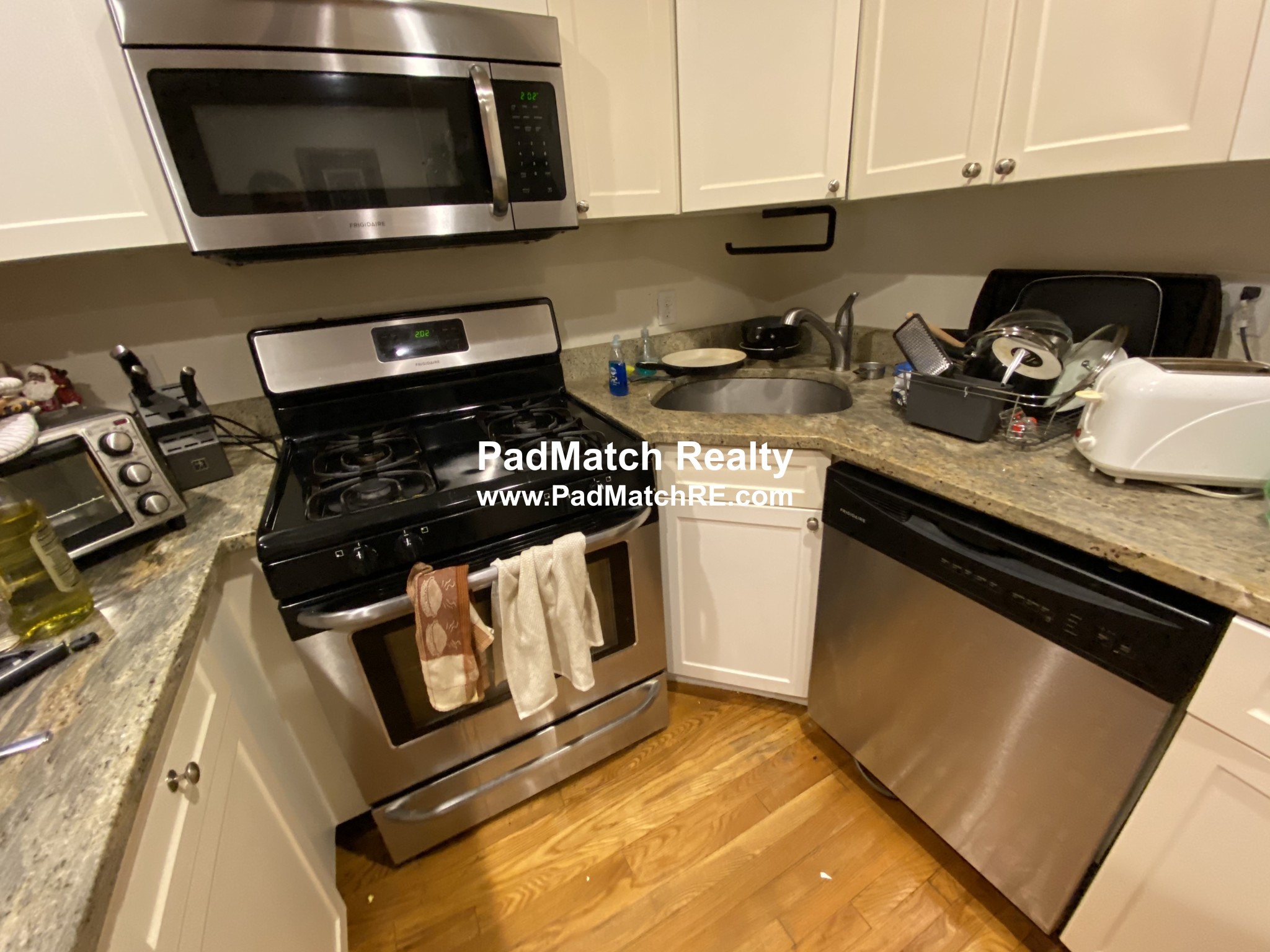 318 Saint Paul St, Coolidge Corner