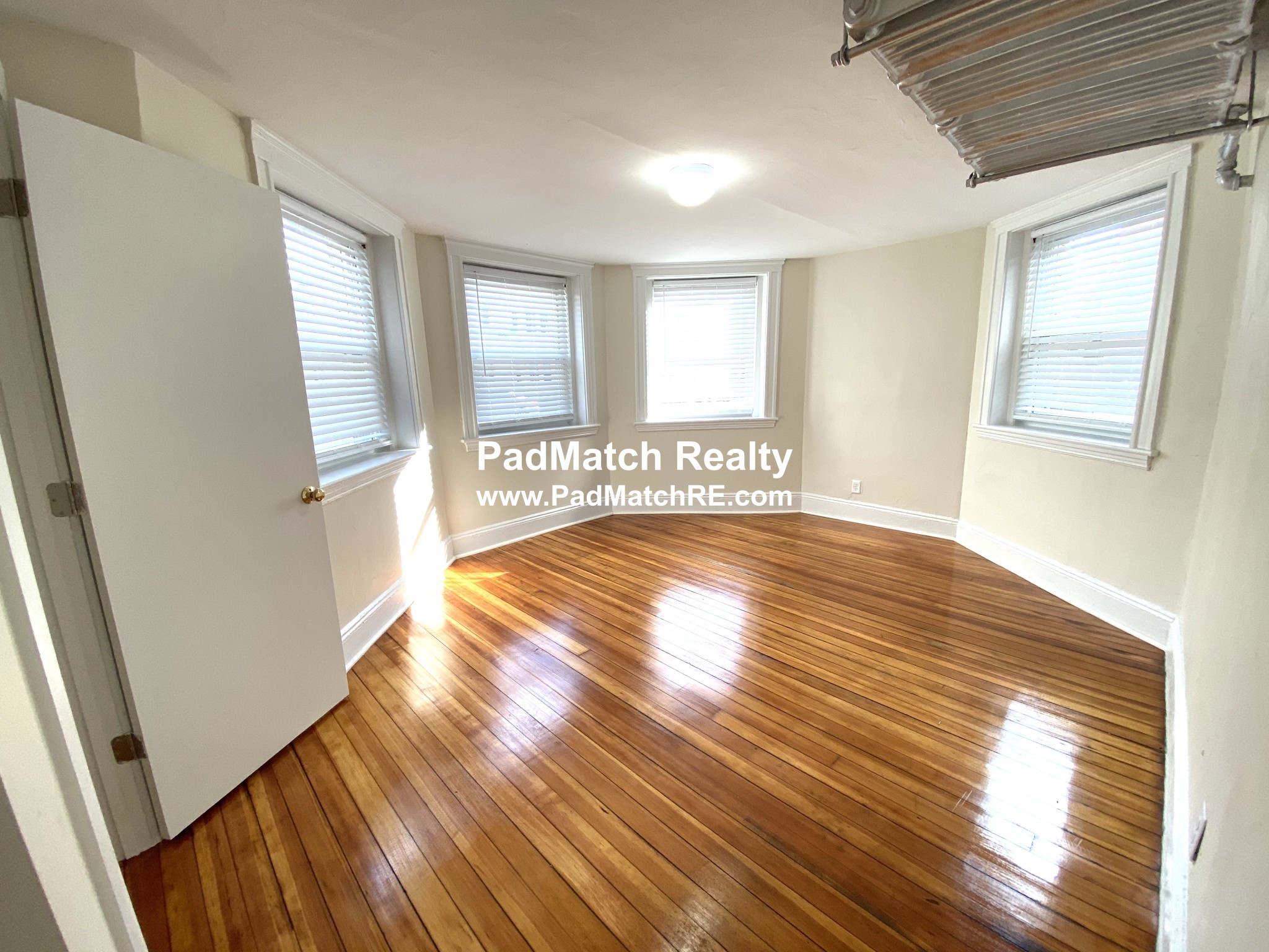 7 Mount Hood Rd, Brighton