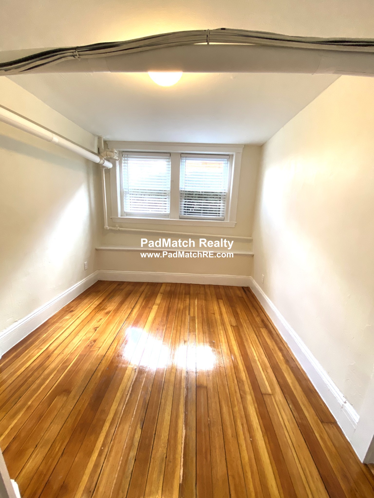 7 Mount Hood Rd, Brighton