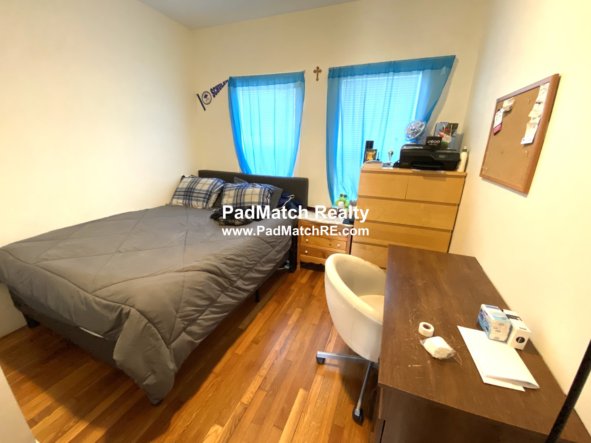 10 12 Barker St, Brighton