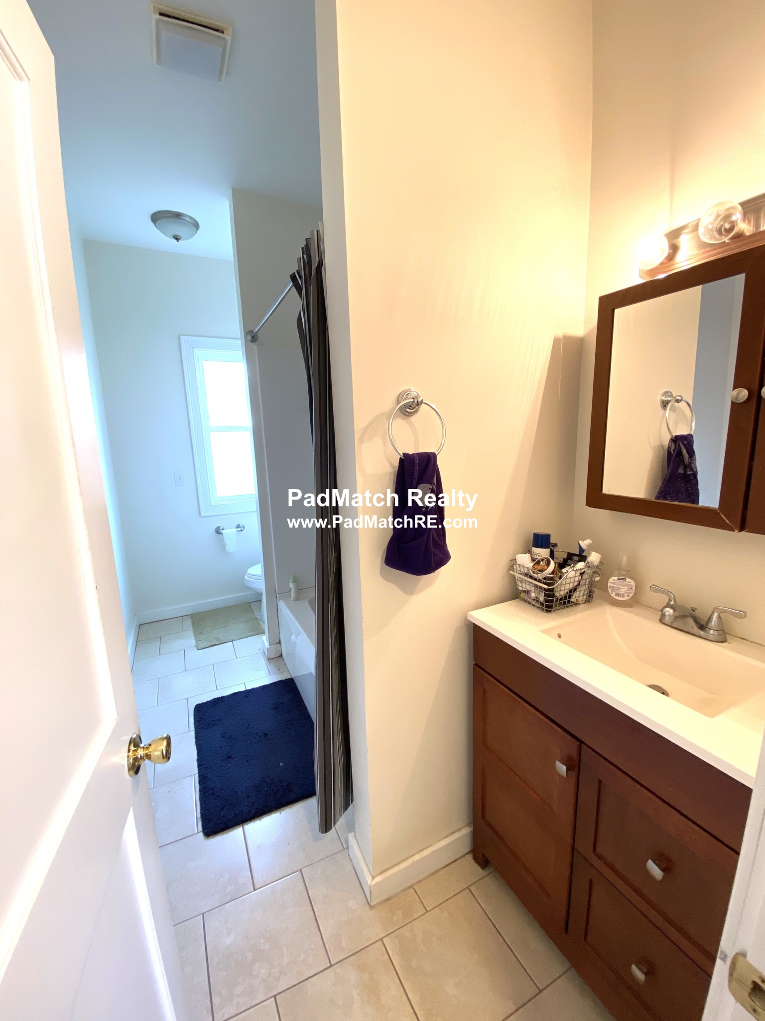 10 12 Barker St, Brighton