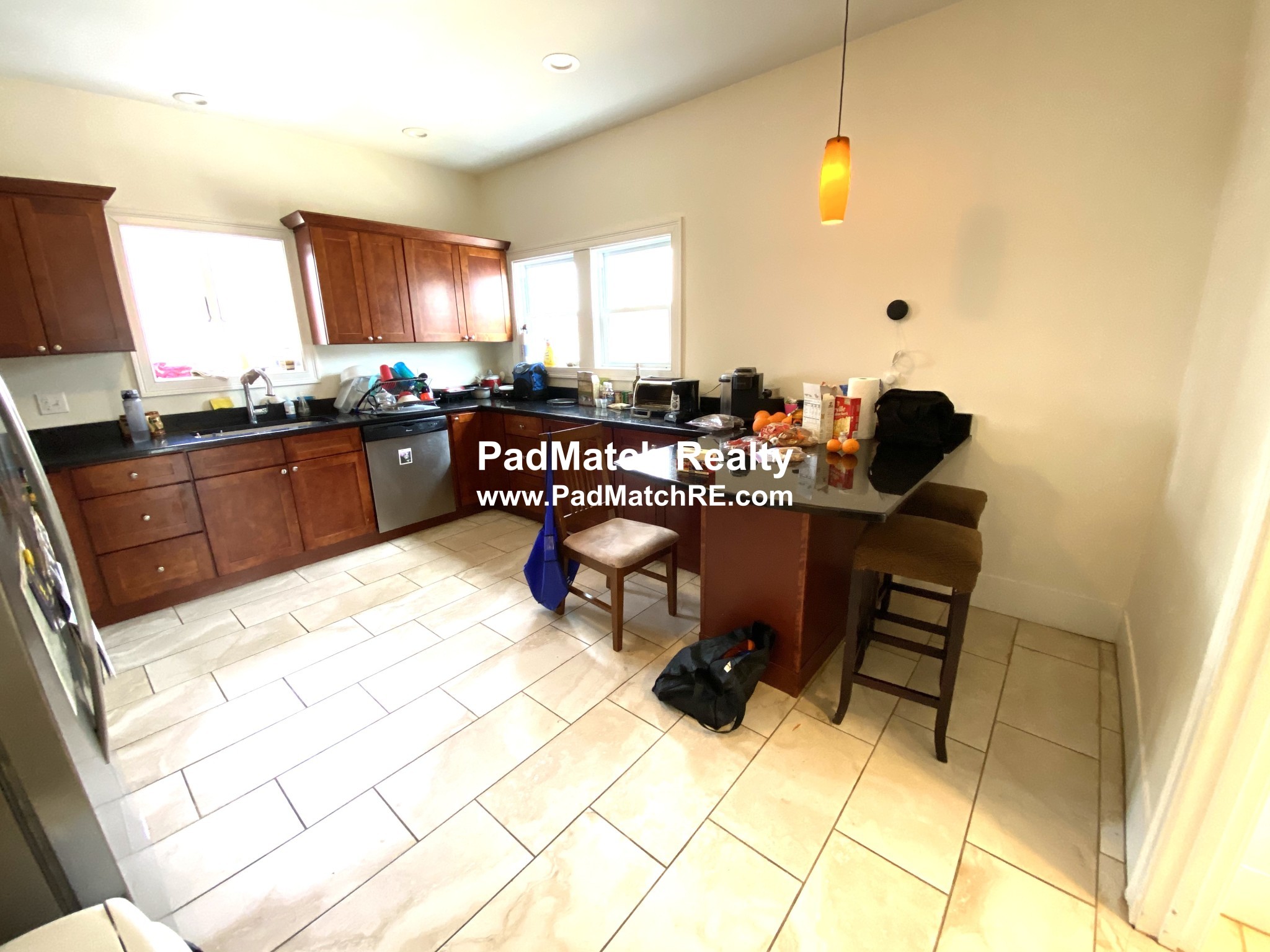 10 12 Barker St, Brighton