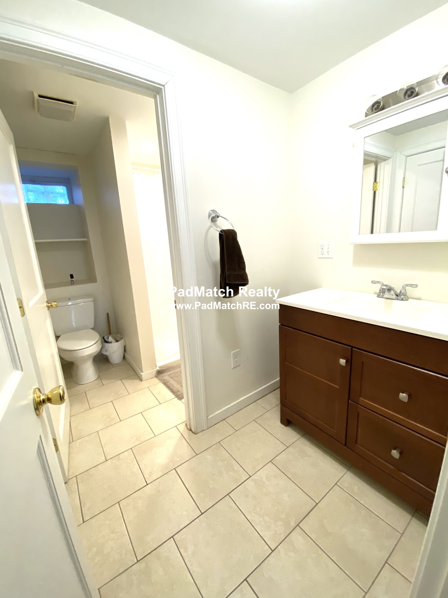 10 12 Barker St, Brighton