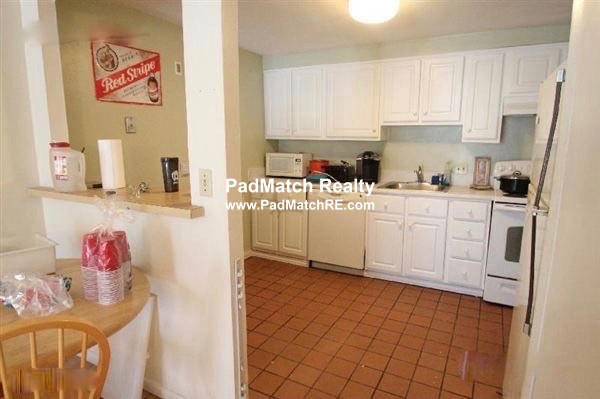 2 bed, 1 bath apartment for rent at 36 Bellvista Rd Unit 15, Allston — photo 3 of 10