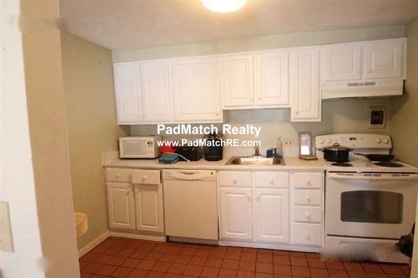 2 bed, 1 bath apartment for rent at 36 Bellvista Rd Unit 15, Allston — photo 4 of 10