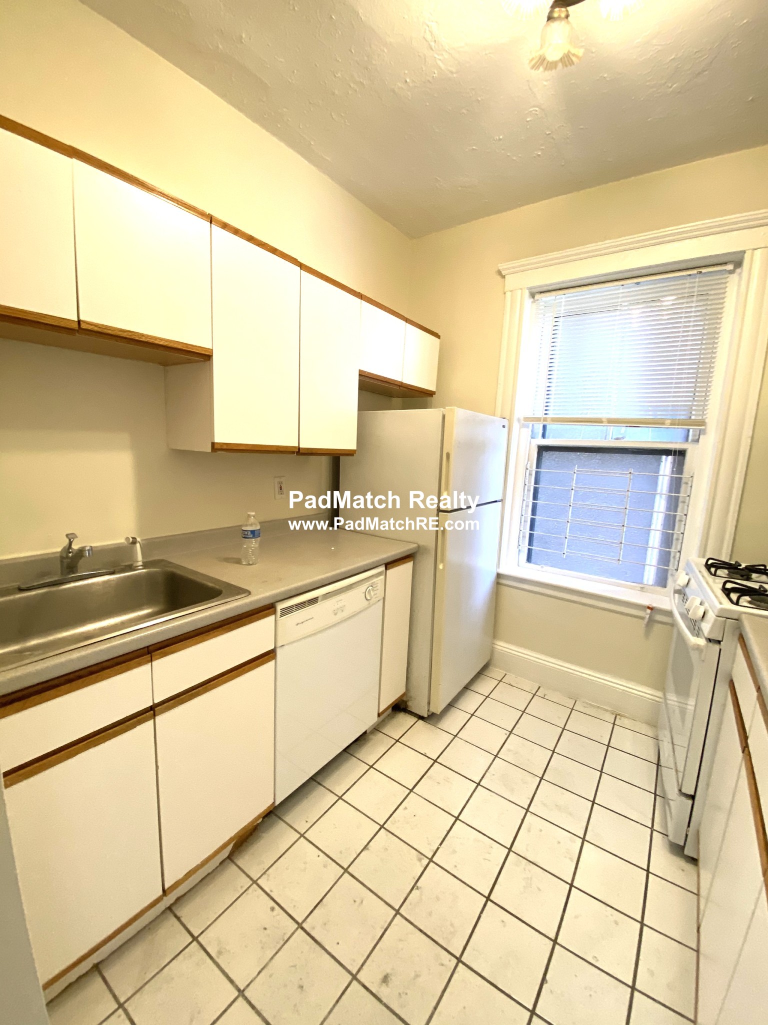 2 bed, 1 bath apartment for rent at 10 Lothian Rd Unit 3, Brighton — photo 8 of 14