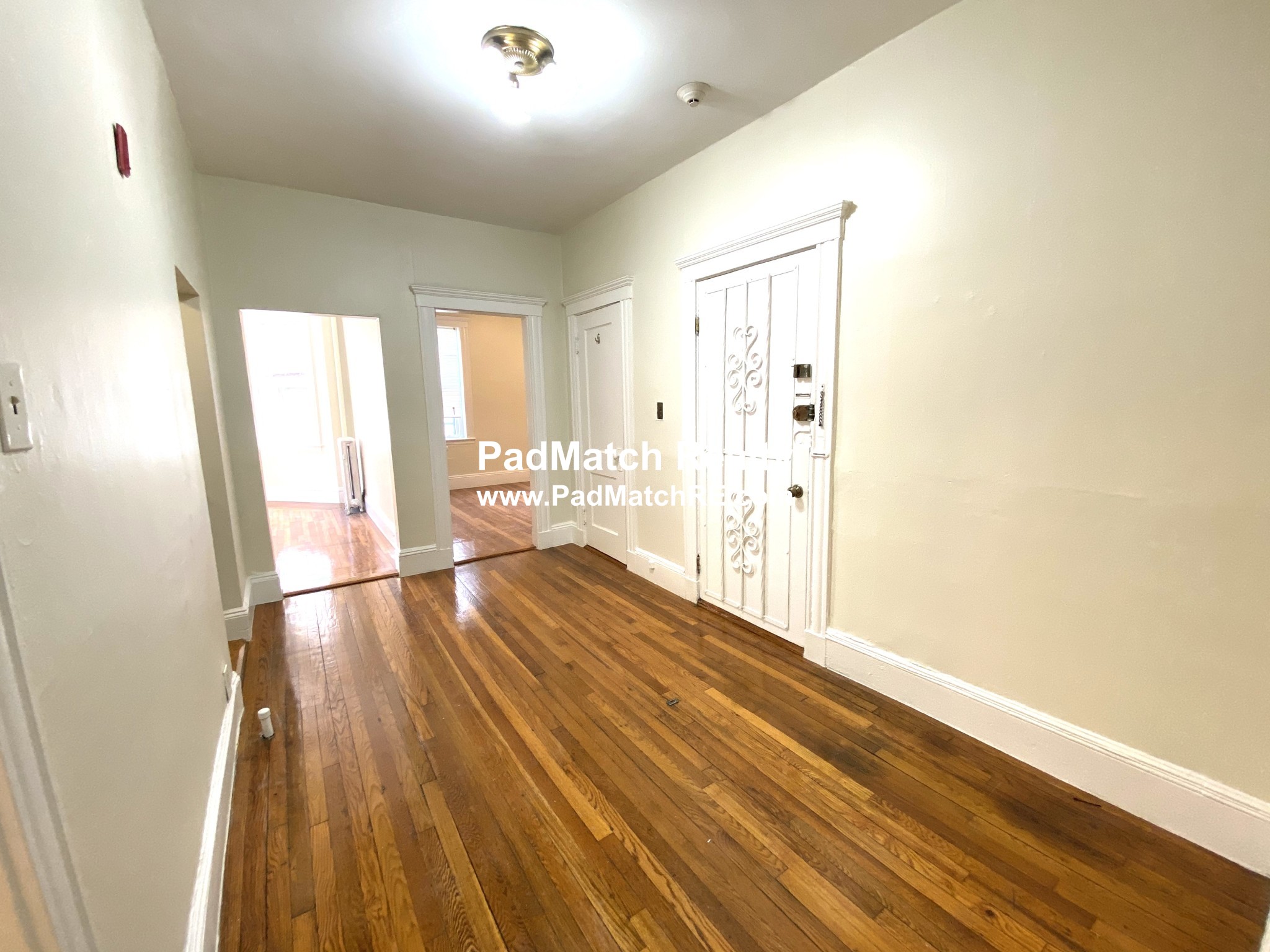 2 bed, 1 bath apartment for rent at 10 Lothian Rd Unit 3, Brighton — photo 3 of 14