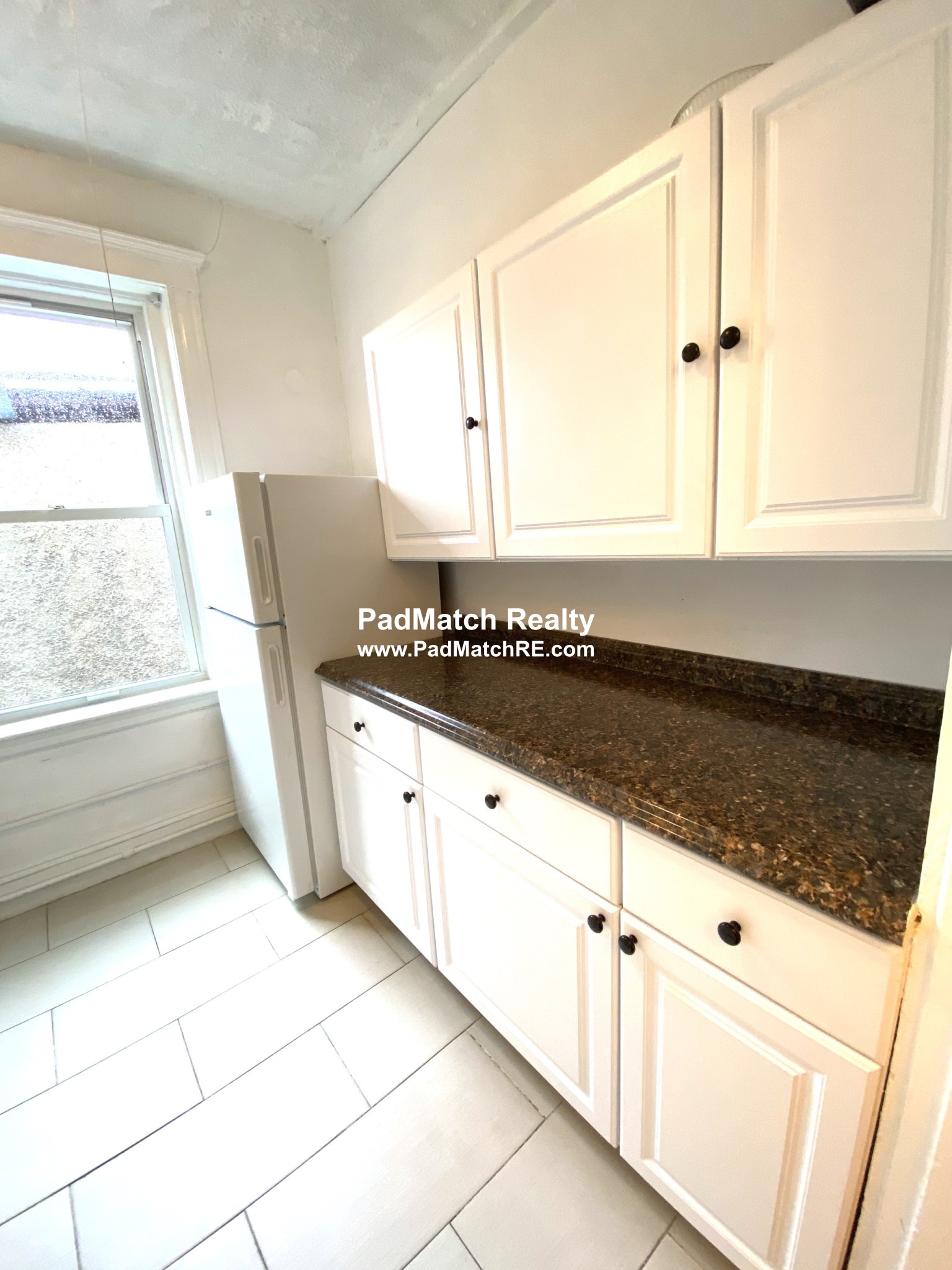 1 bed, 1 bath apartment for rent at 10 Lothian Rd Unit 15, Brighton — photo 6 of 10