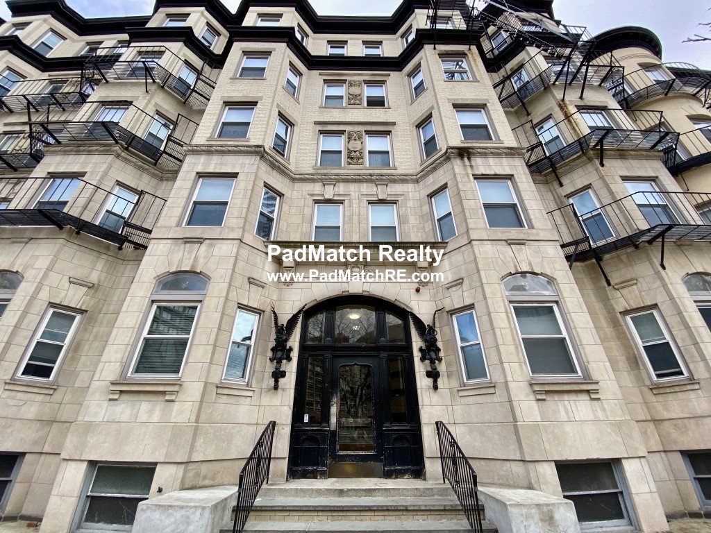 28 Westland Ave, Fenway