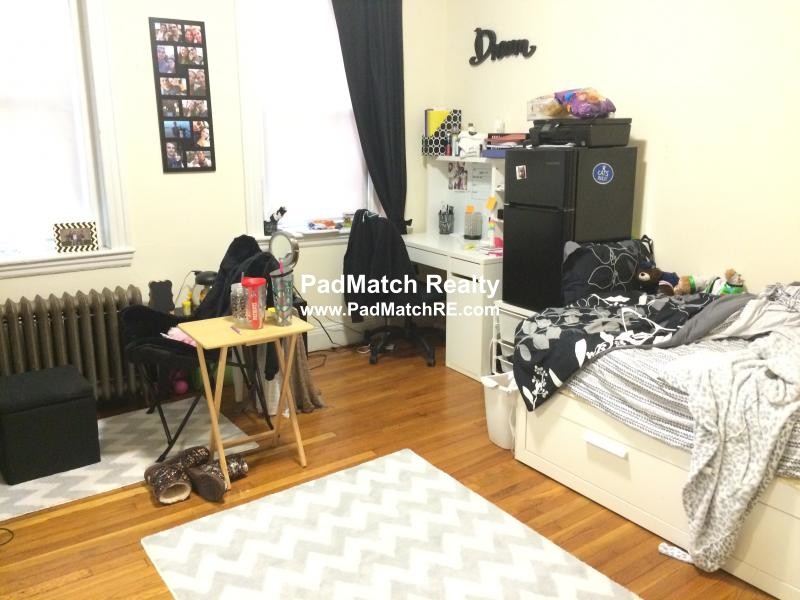 1197 Boylston St, Fenway