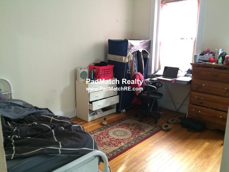 1203 Boylston St, Fenway