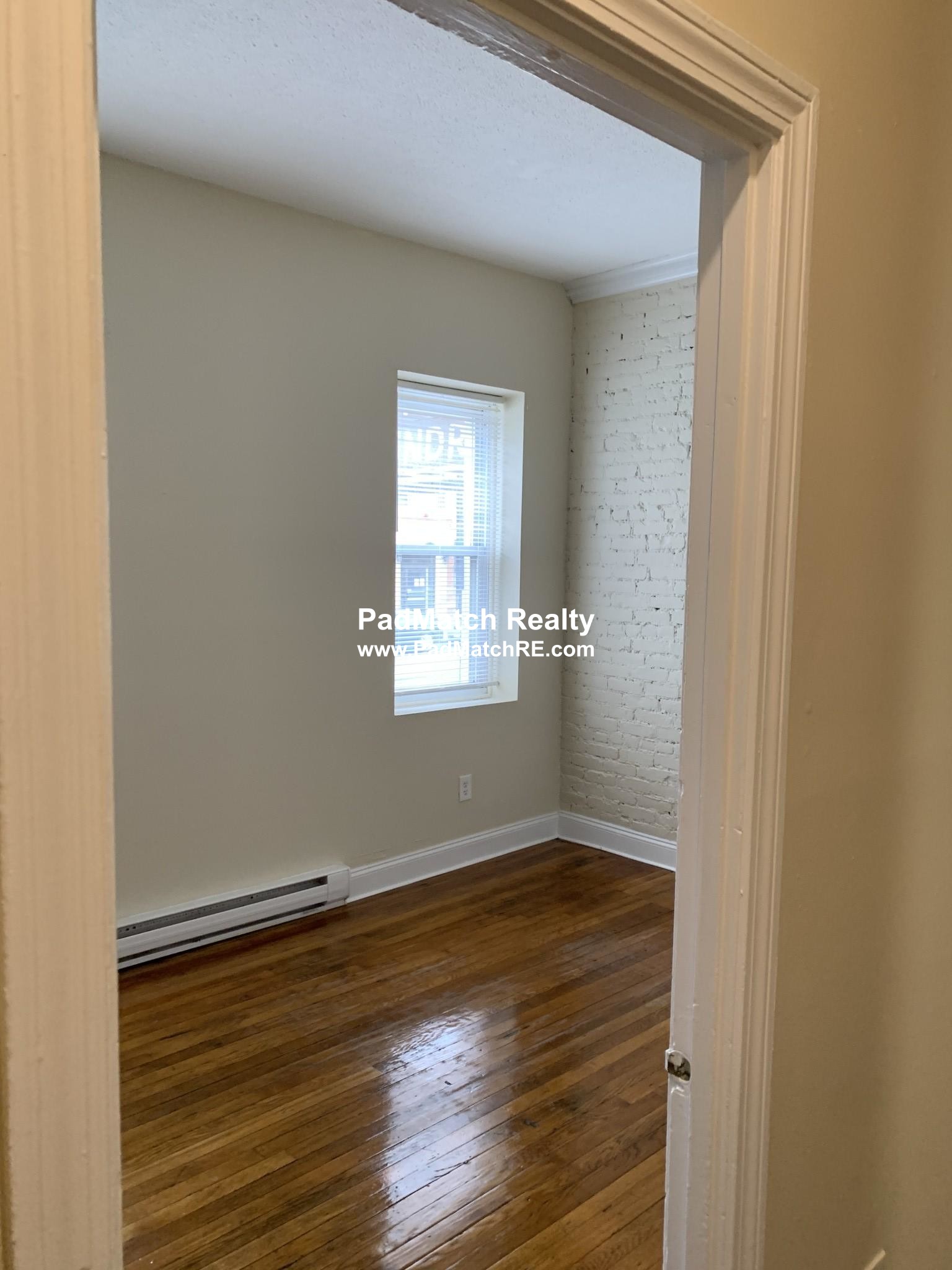 896 Huntington Ave, Mission Hill