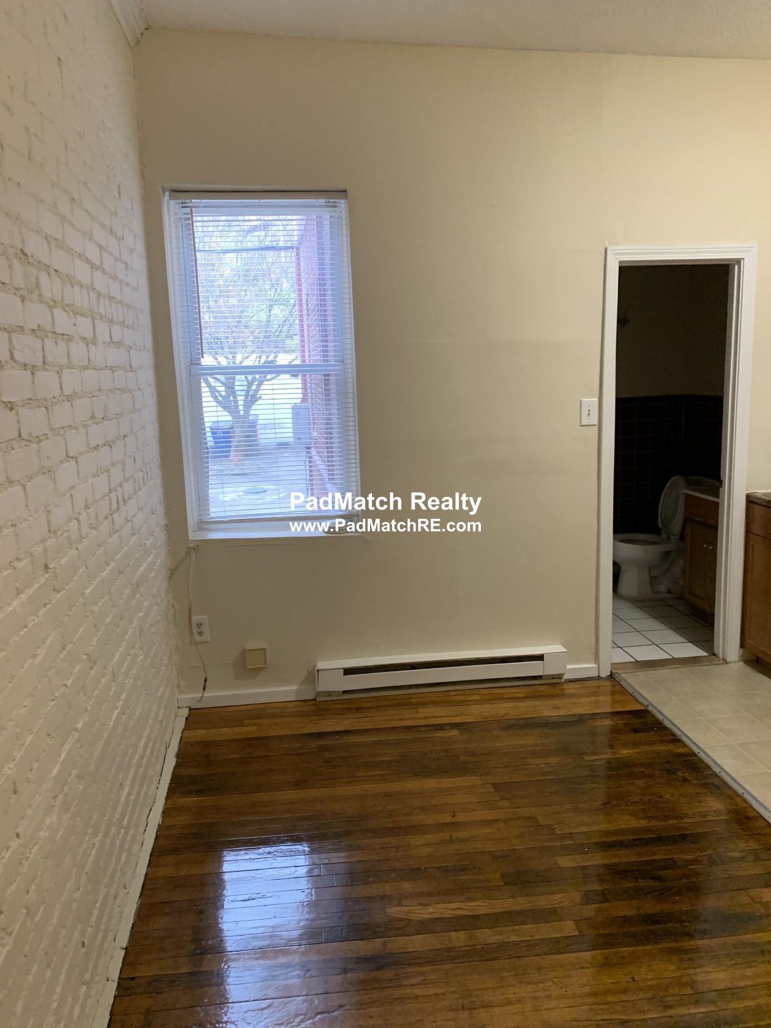 896 Huntington Ave, Mission Hill