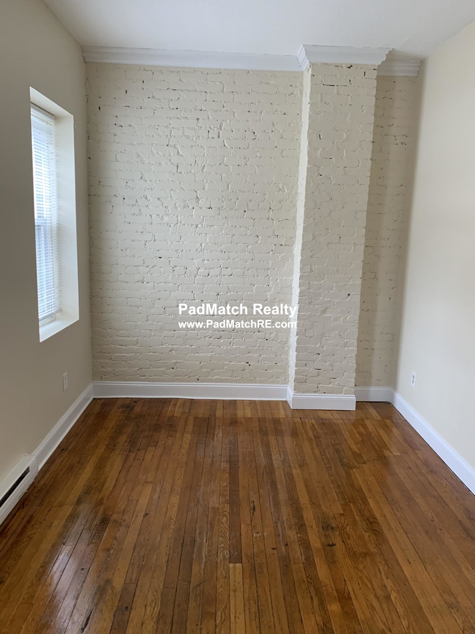 896 Huntington Ave, Mission Hill