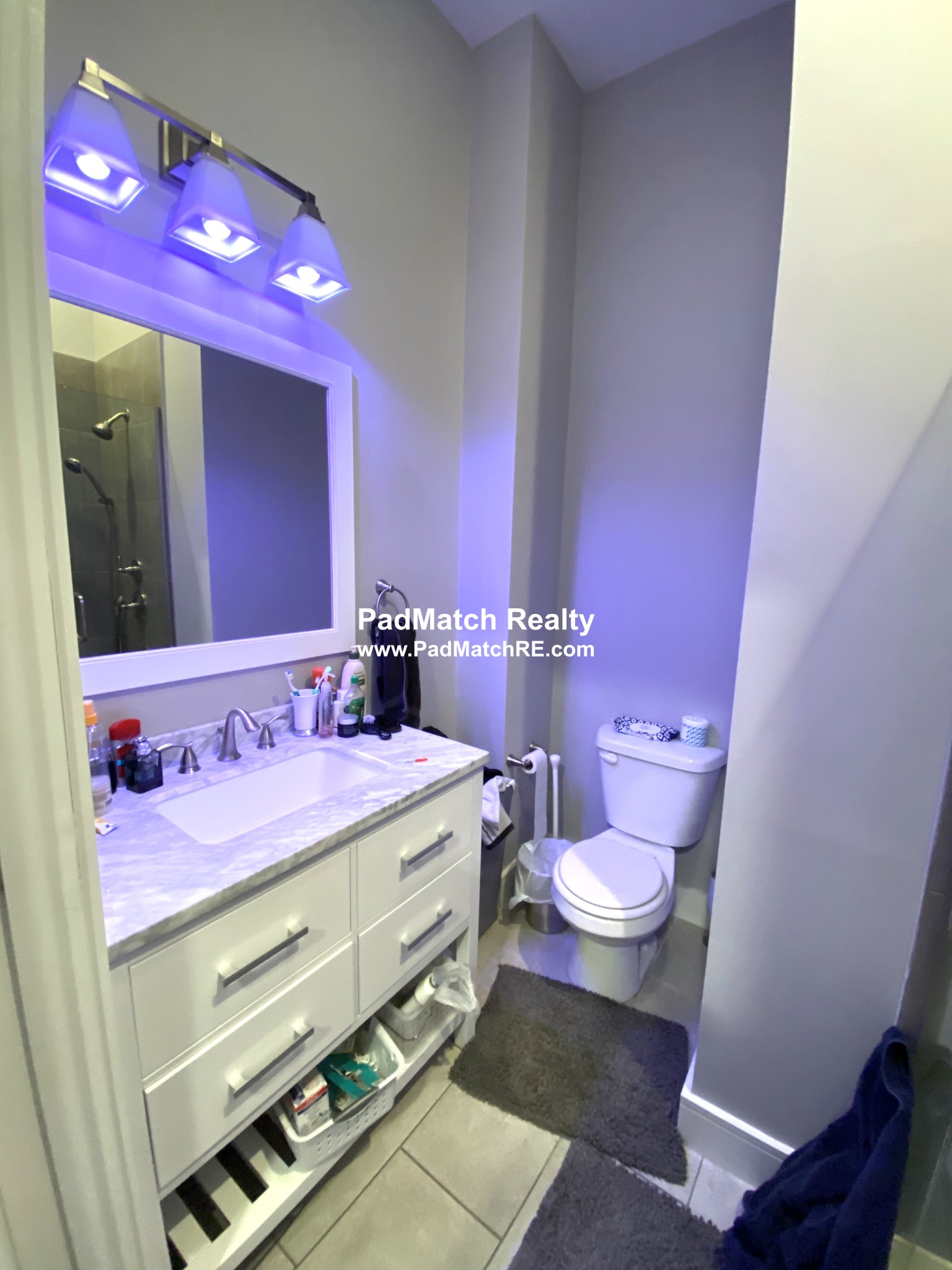 877 Beacon St, Fenway