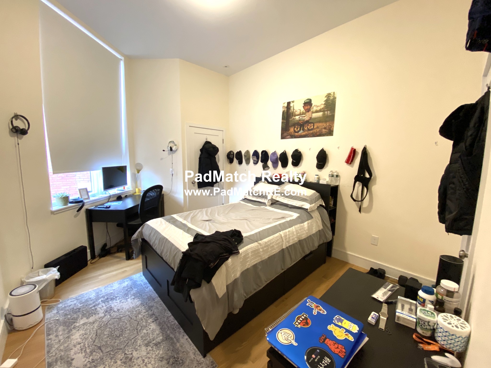 877 Beacon St, Fenway