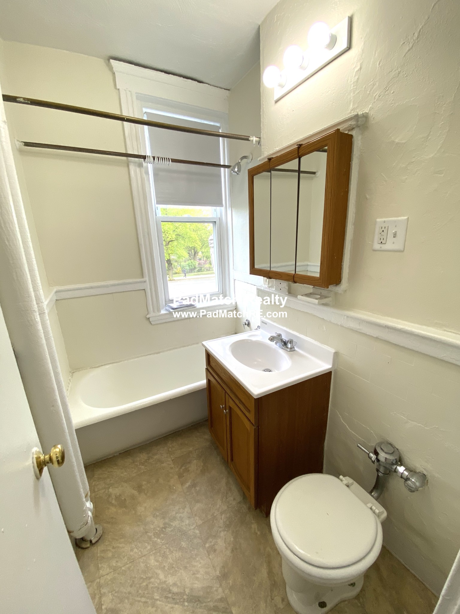 1191 Boylston St, Fenway