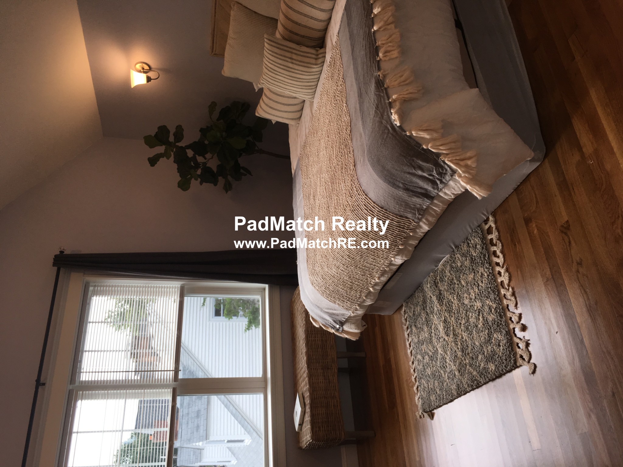 5 bed, 3.5 bath apartment for rent at 88 Goodenough St Unit House, Brighton — photo 4 of 9