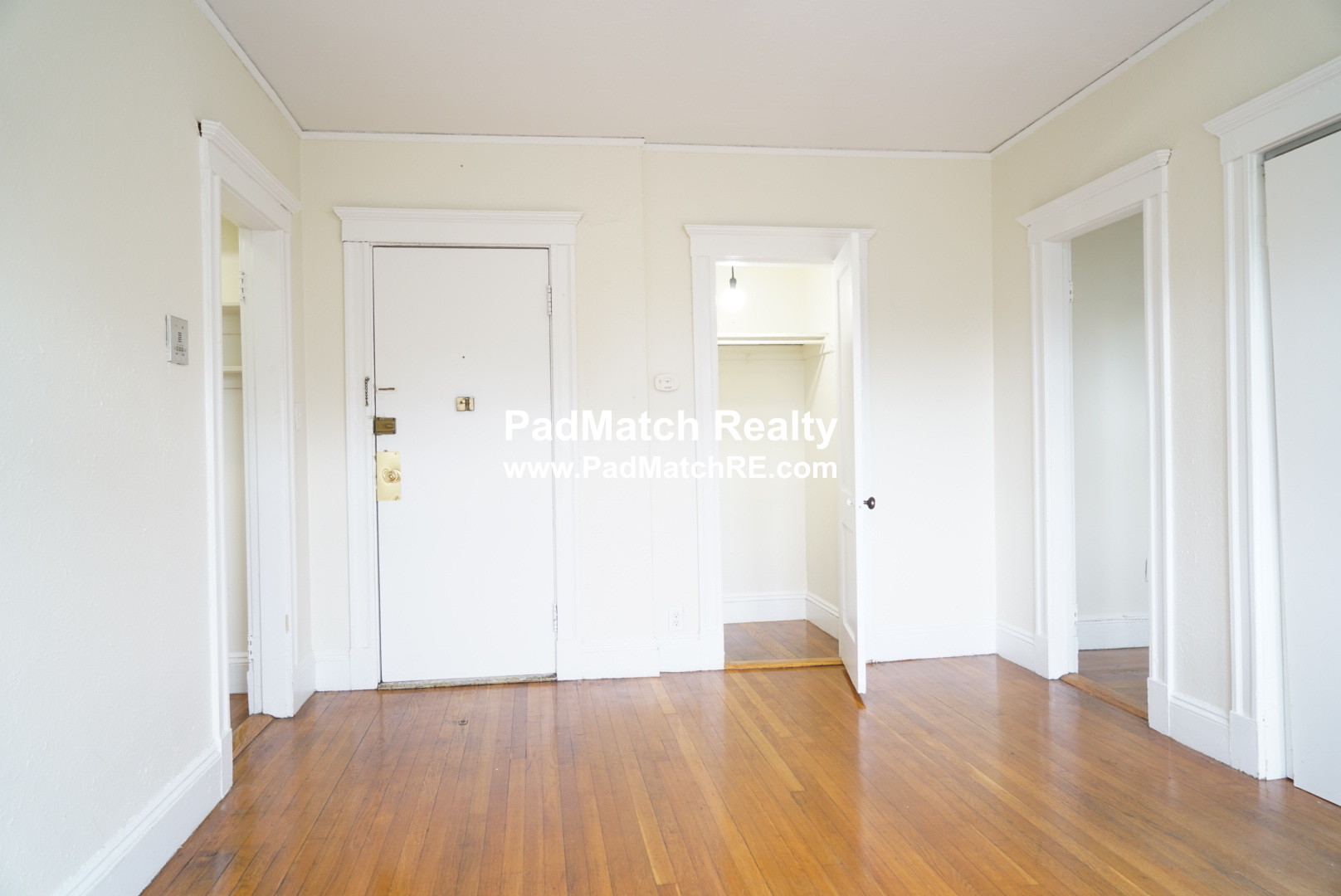 1171 Boylston St, Fenway