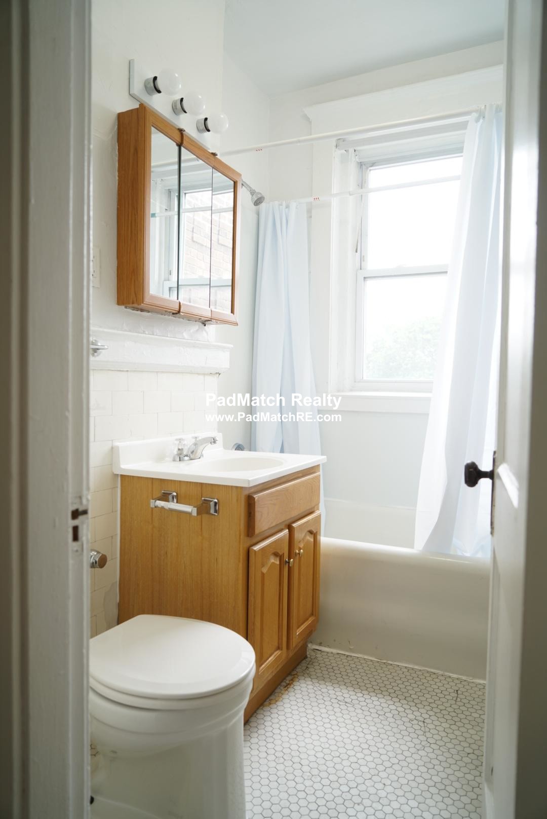 1171 Boylston St, Fenway