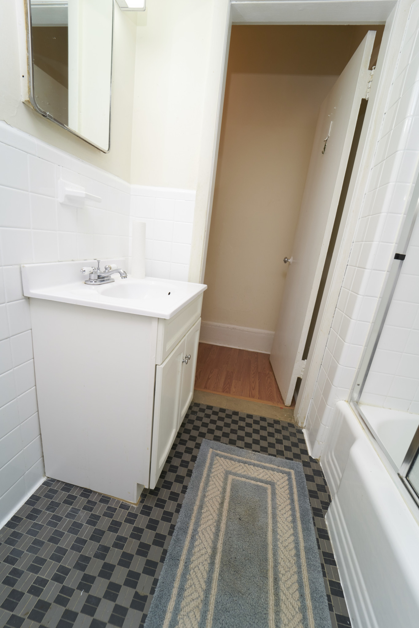 62 Boylston St, Downtown