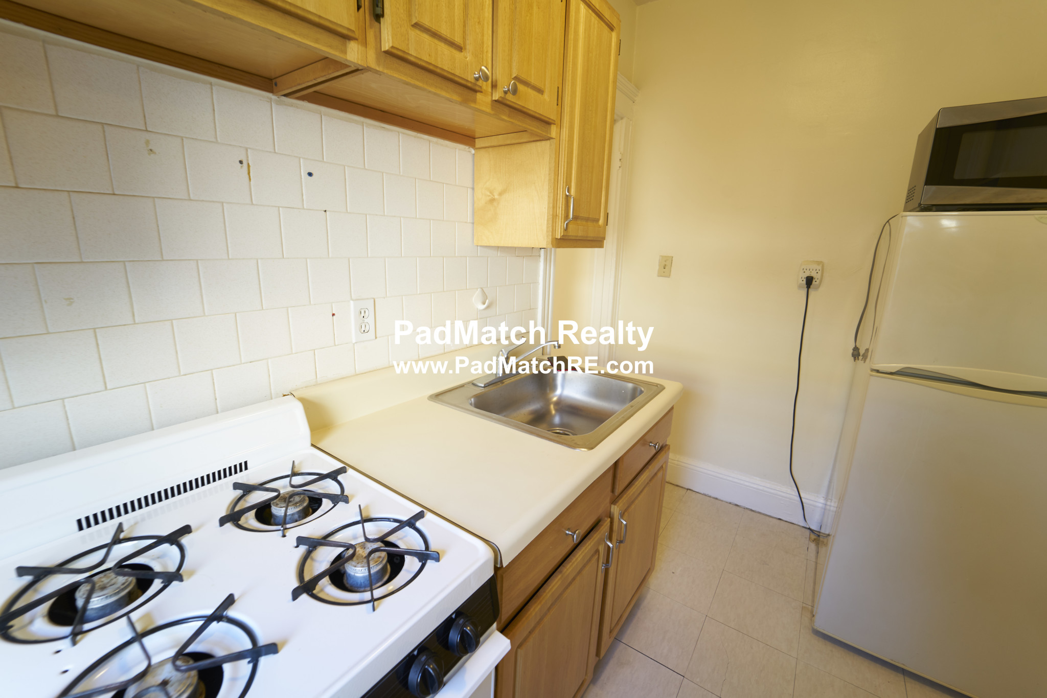 1 split bed, 1 bath apartment for rent at 1209 Boylston St Unit 45, Fenway — photo 7 of 11