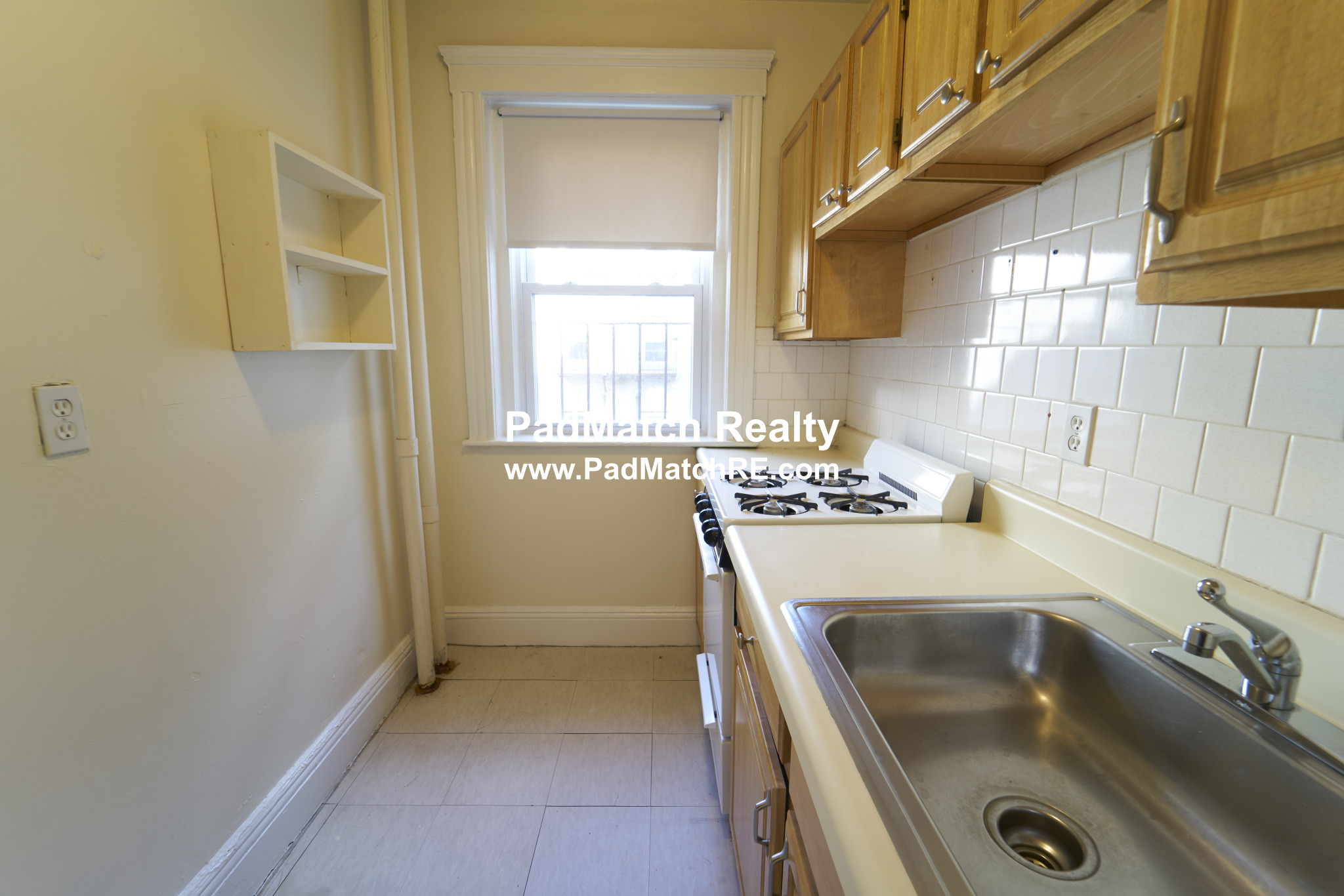 1 split bed, 1 bath apartment for rent at 1209 Boylston St Unit 45, Fenway — photo 5 of 11