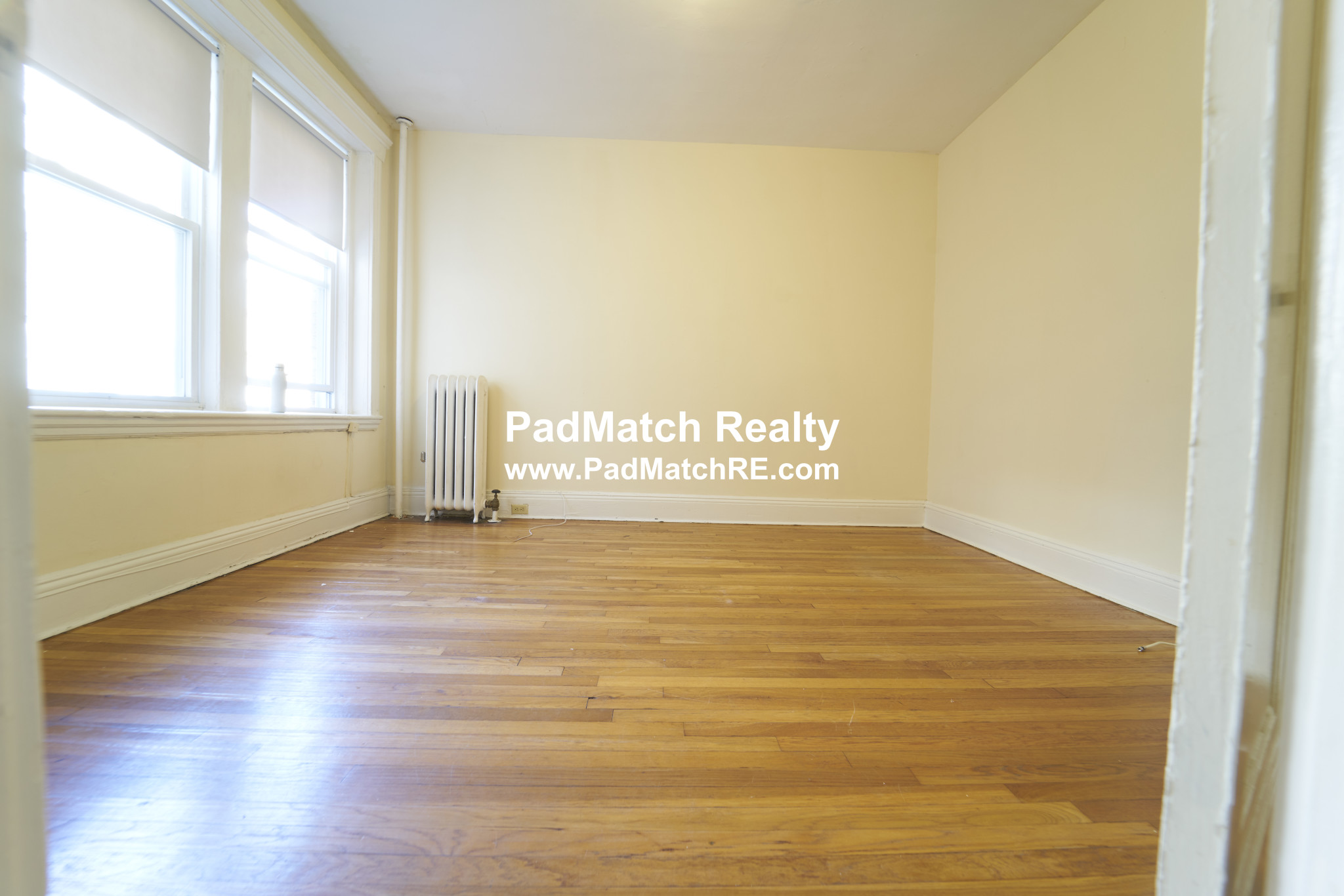 1 split bed, 1 bath apartment for rent at 1209 Boylston St Unit 45, Fenway — photo 1 of 11