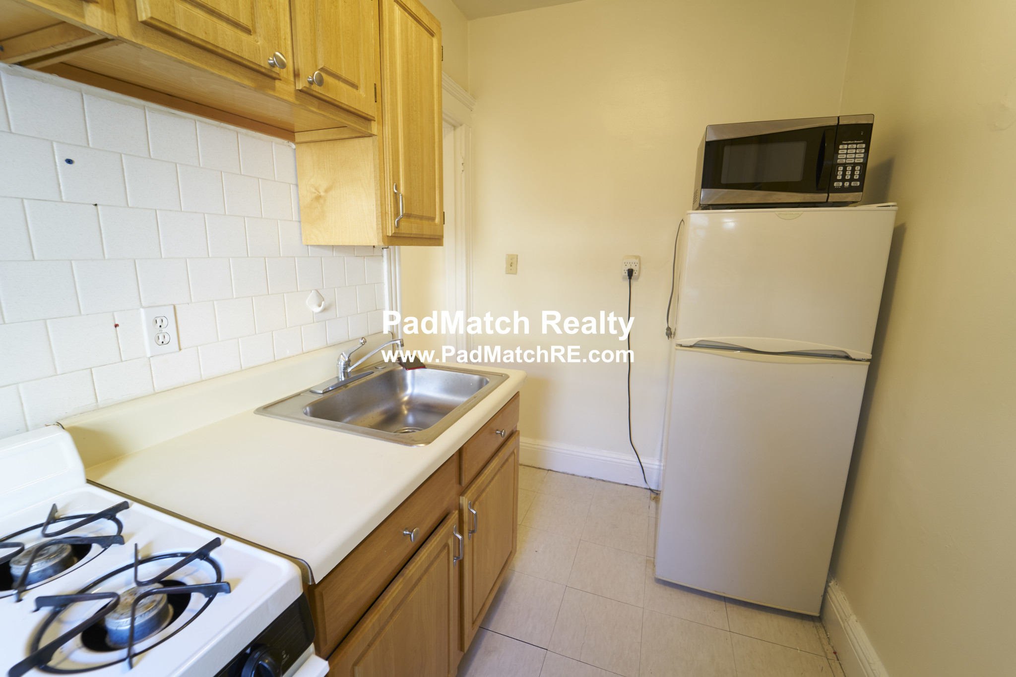 1 split bed, 1 bath apartment for rent at 1209 Boylston St Unit 45, Fenway — photo 6 of 11
