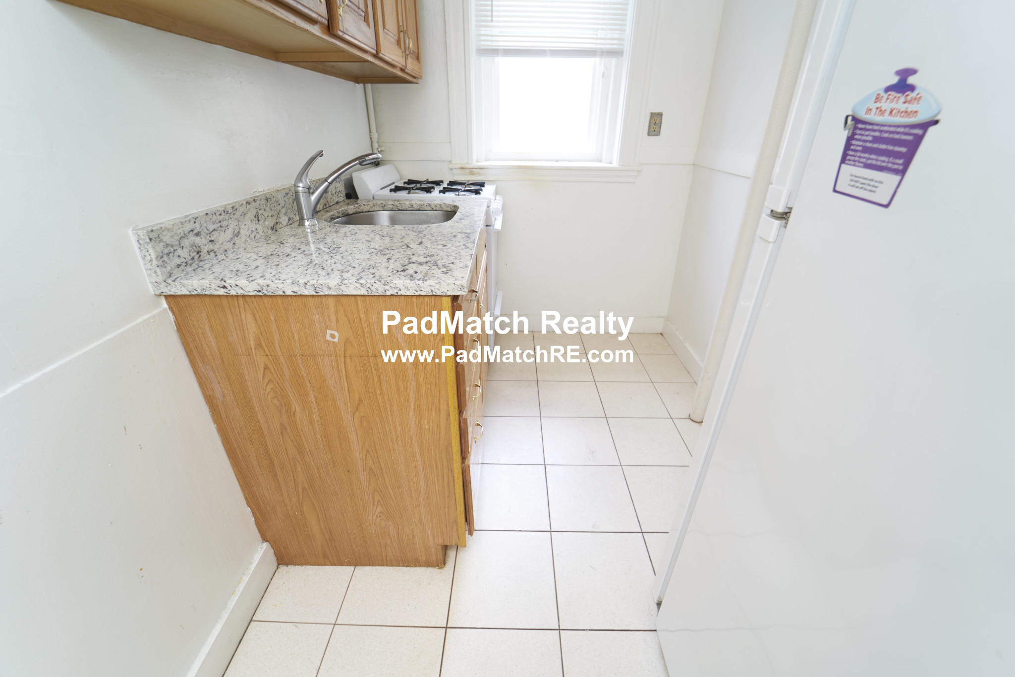 Studio bed, 1 bath apartment for rent at 143 Park Dr Unit 33, Fenway — photo 2 of 16