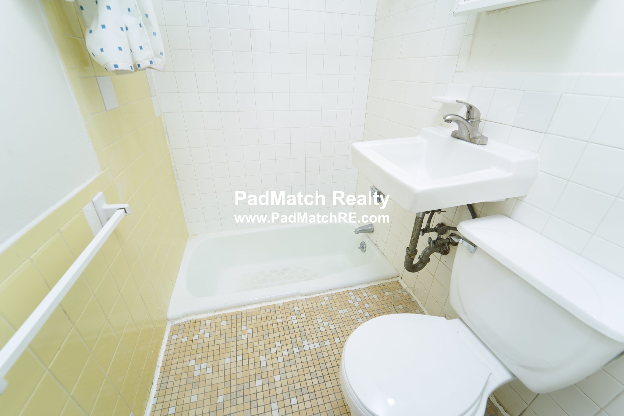 49 South Huntington Ave, Jamaica Plain