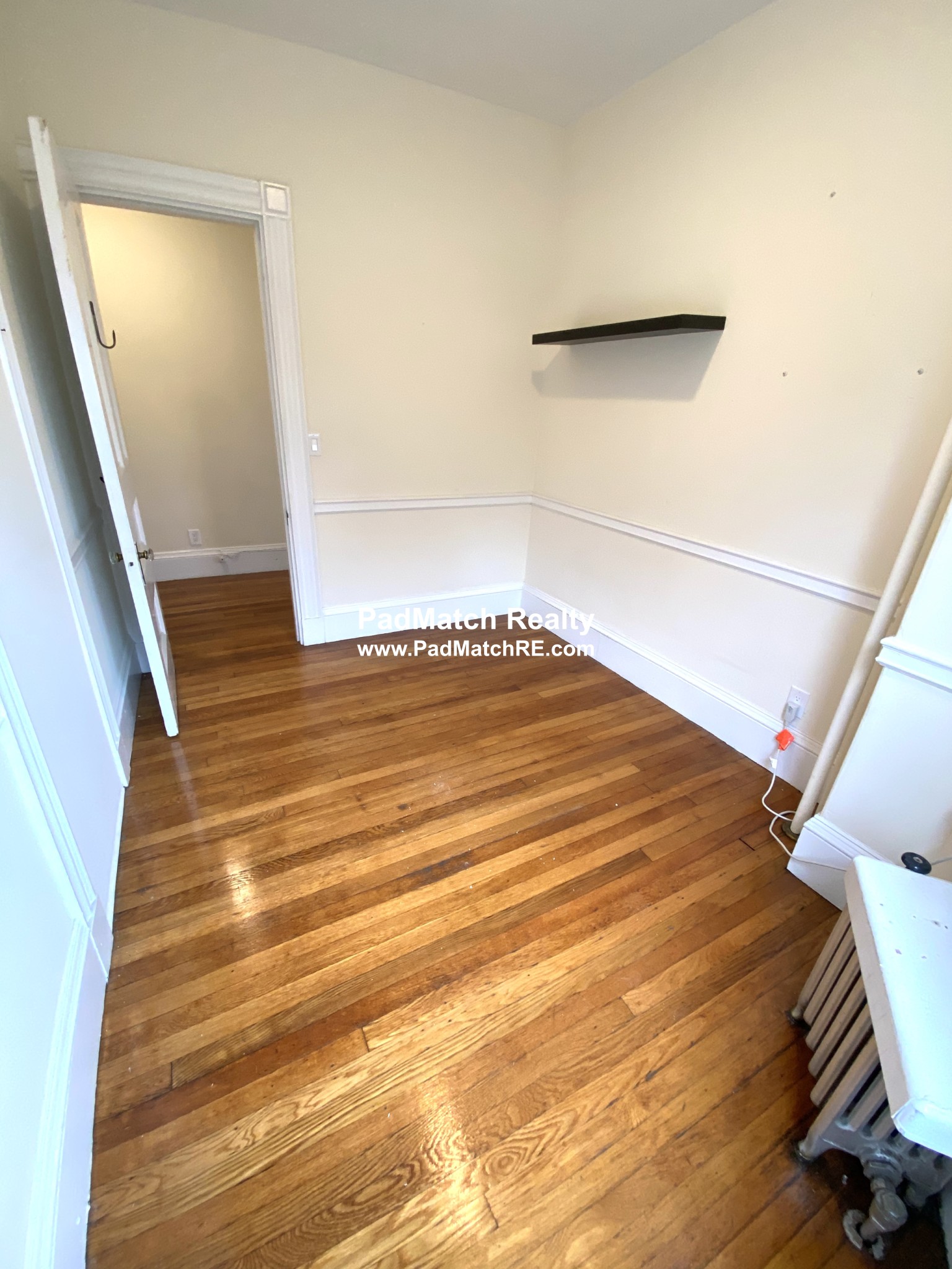 504 Beacon St, Fenway