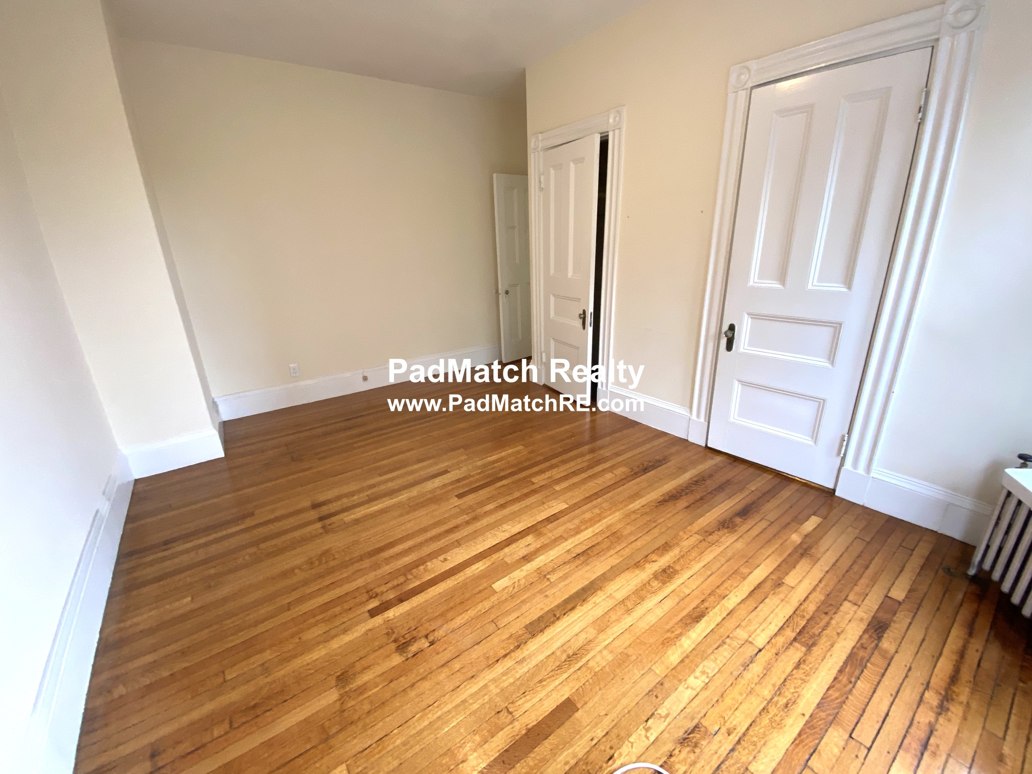 504 Beacon St, Fenway