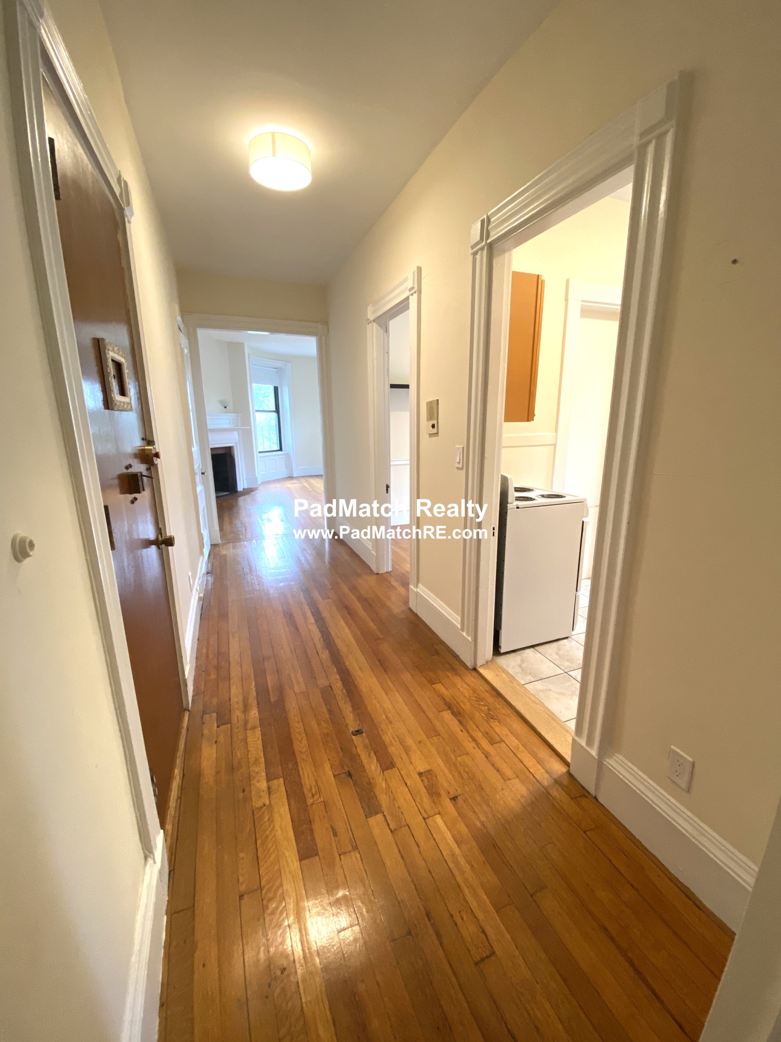 504 Beacon St, Fenway