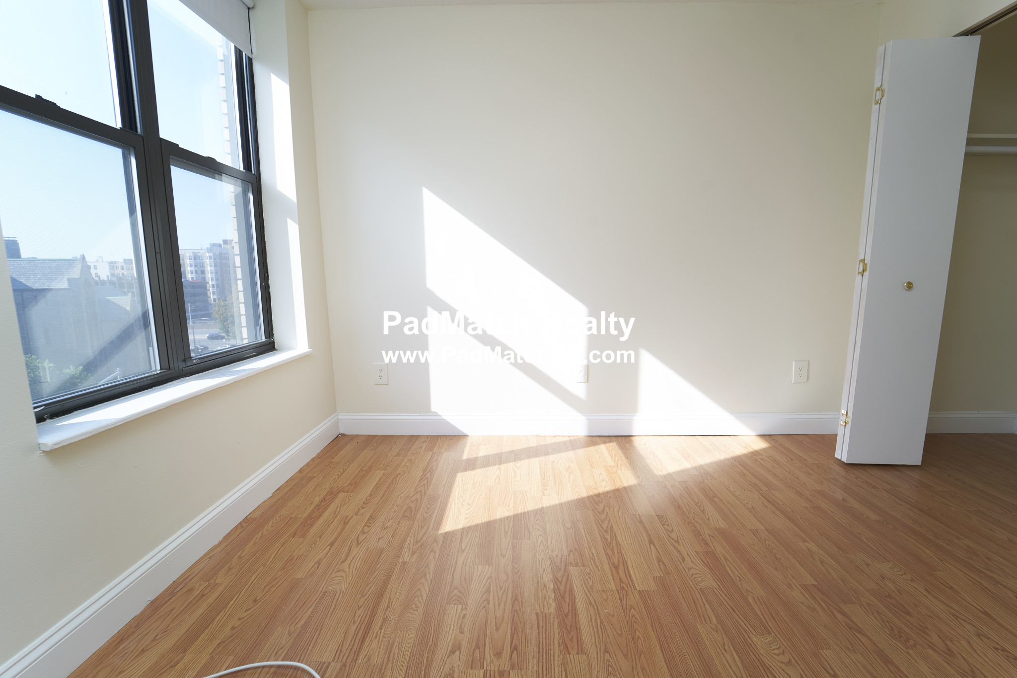 1126 Boylston St, Back Bay