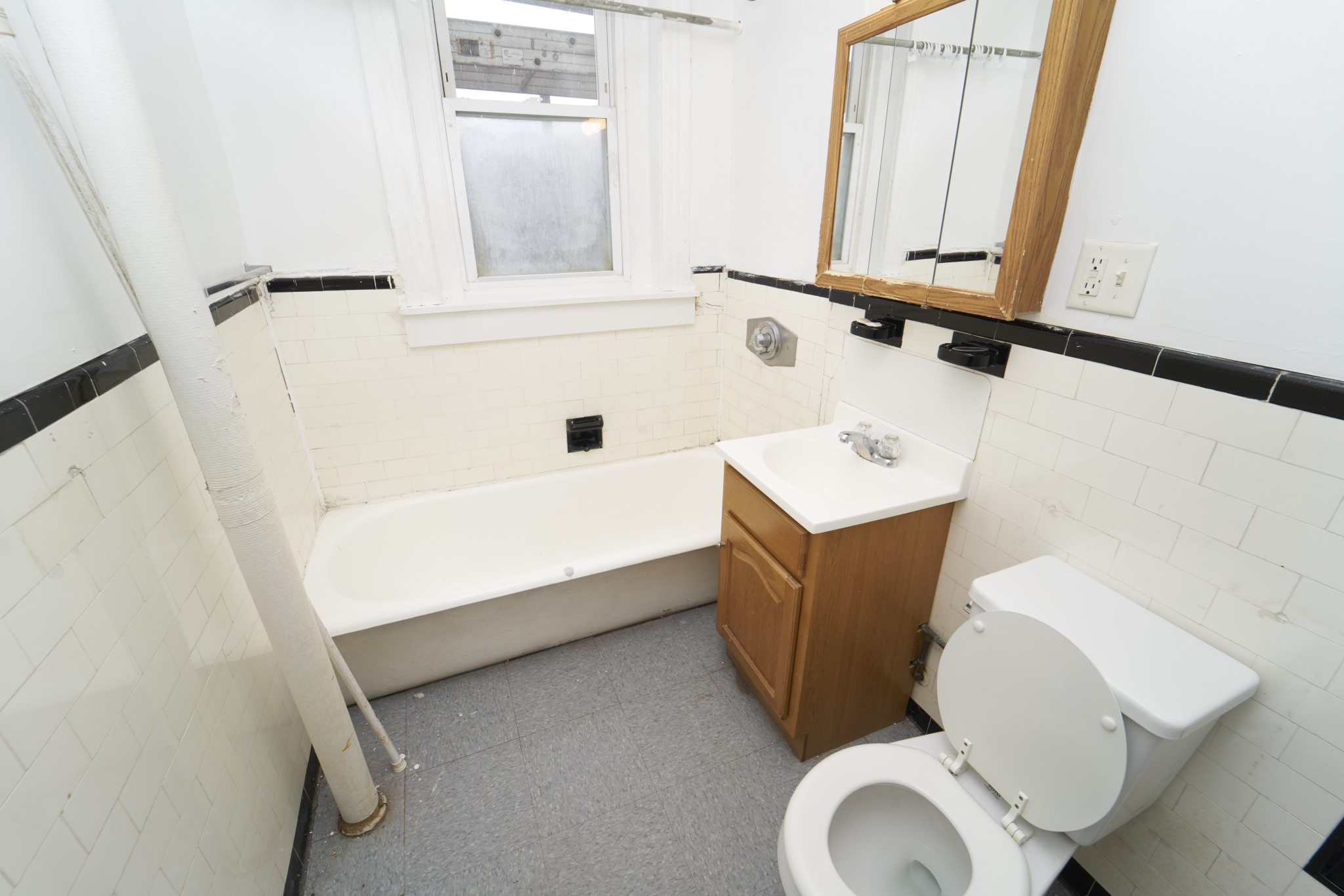 1375 Commonwealth Ave, Brighton