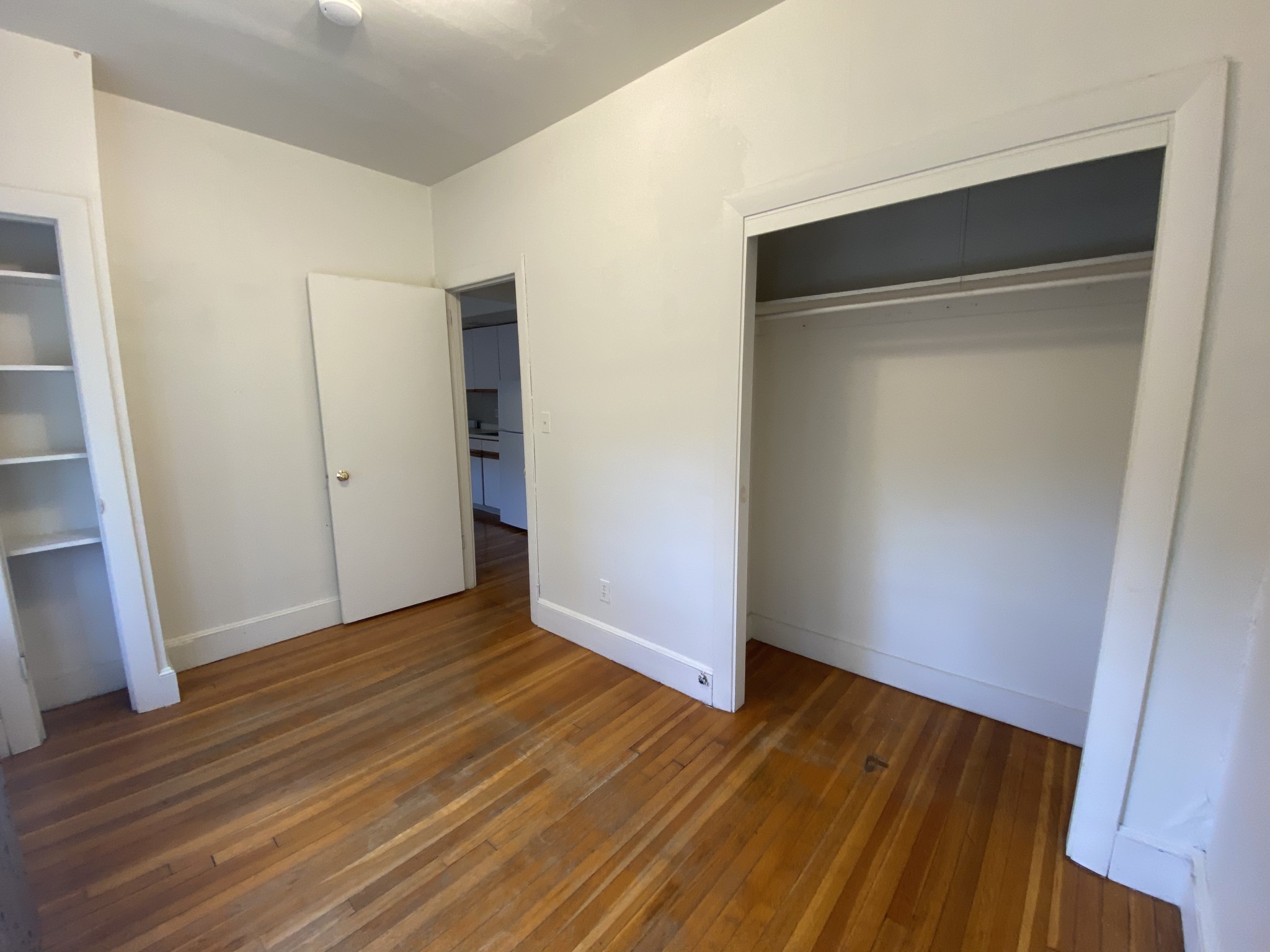 33 Lancaster Ter, Washington Square