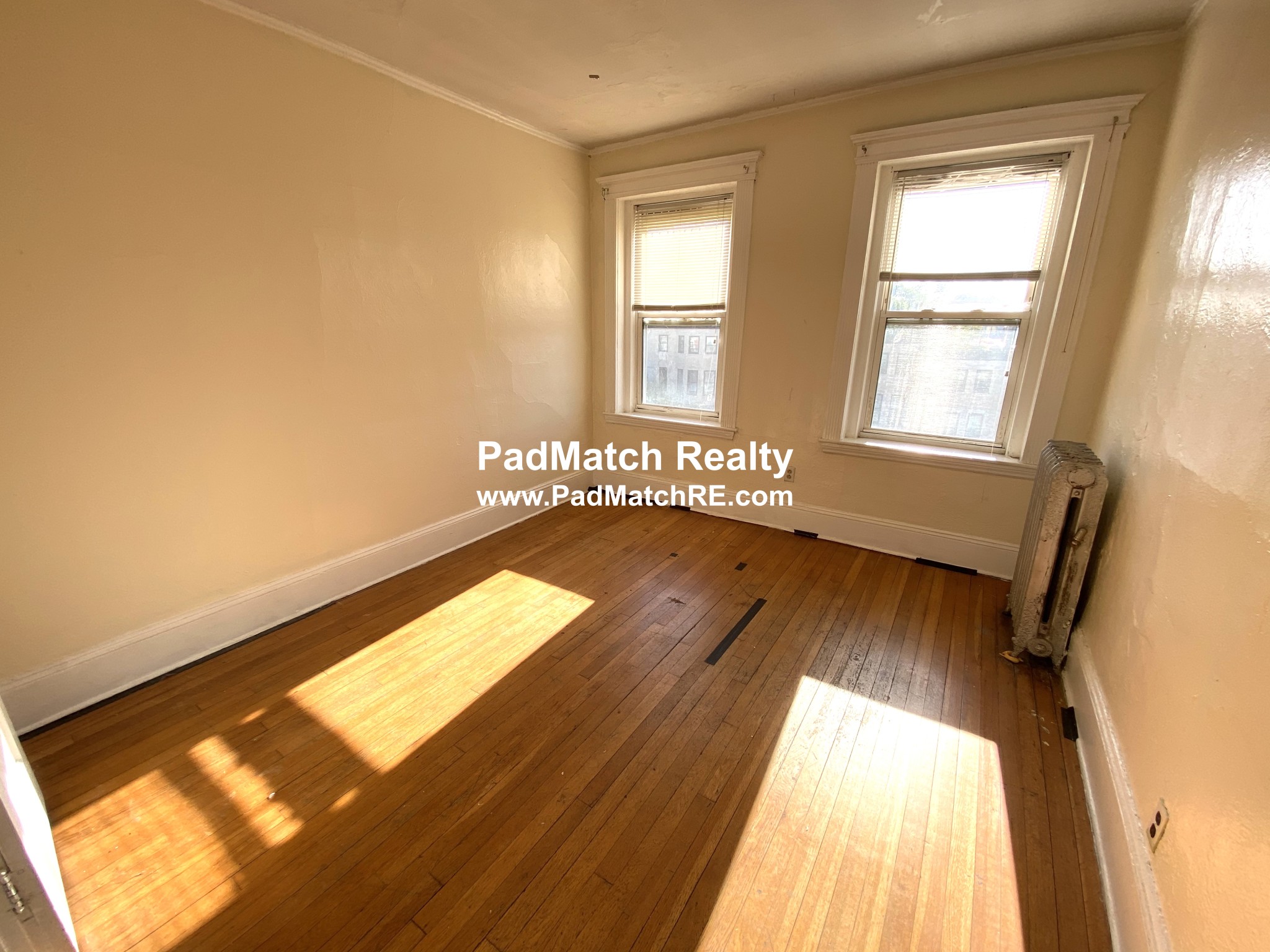 463 Park Dr, Fenway