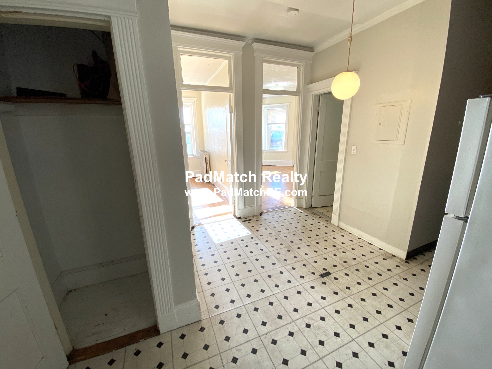 463 Park Dr, Fenway