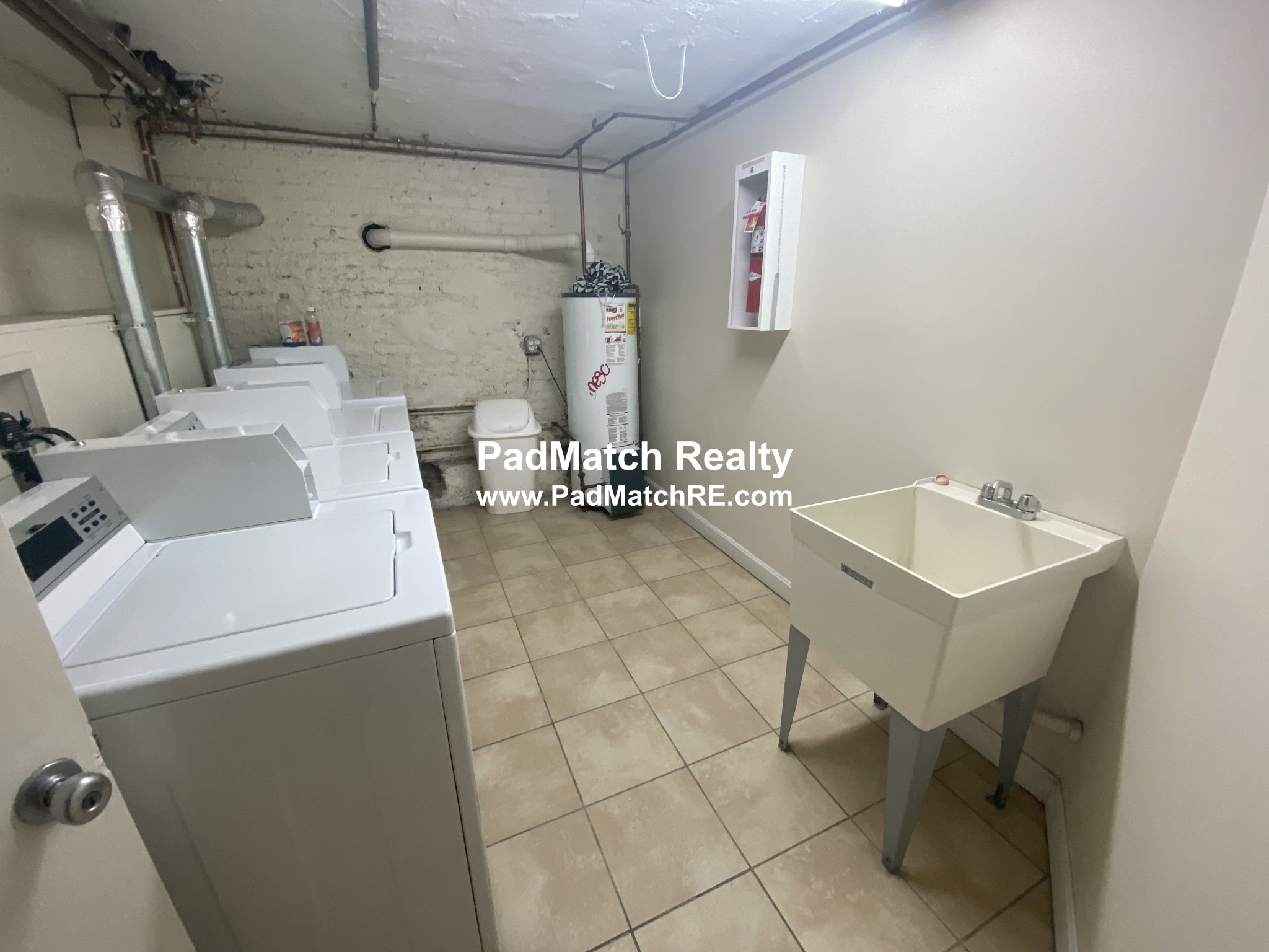 1426 Commonwealth Ave, Brighton