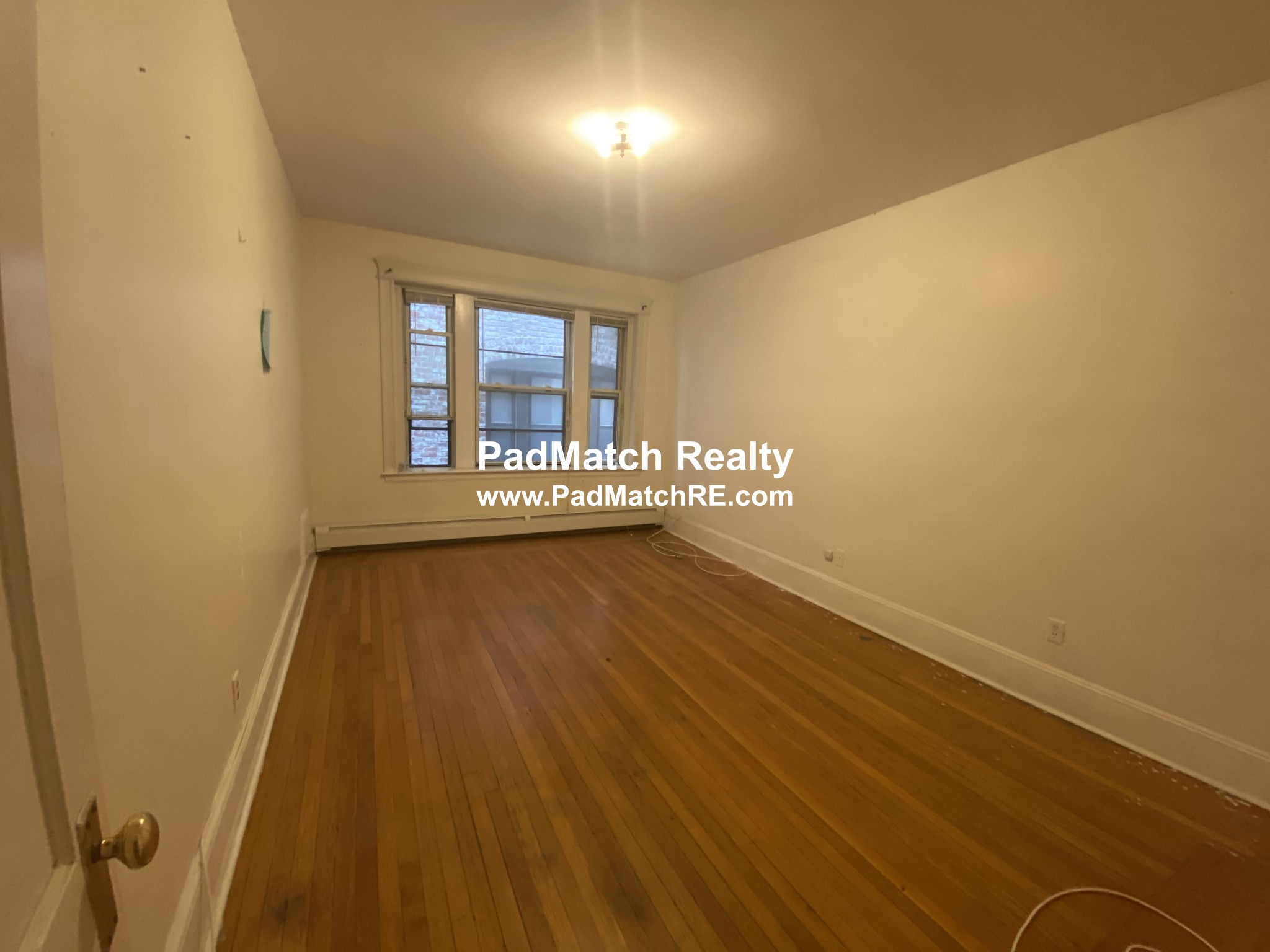 1426 Commonwealth Ave, Brighton