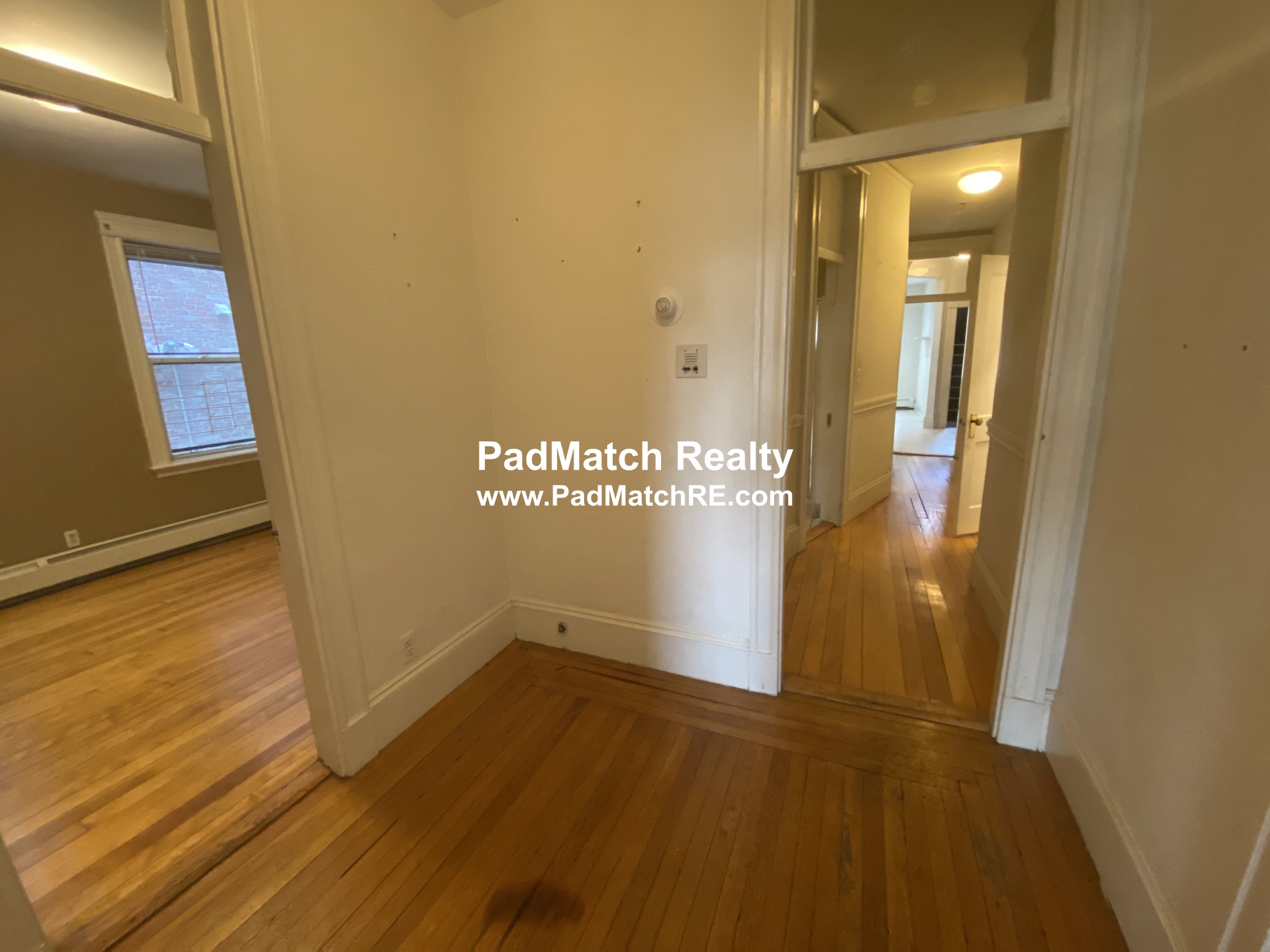 1426 Commonwealth Ave, Brighton