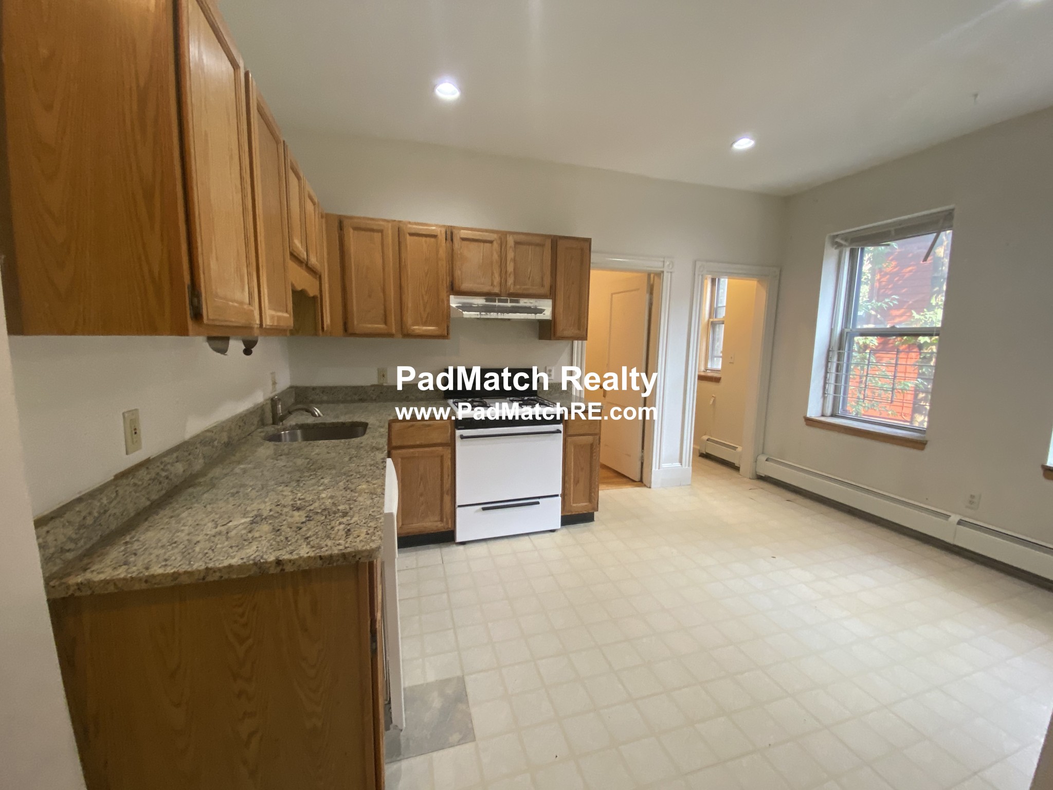 1426 Commonwealth Ave, Brighton