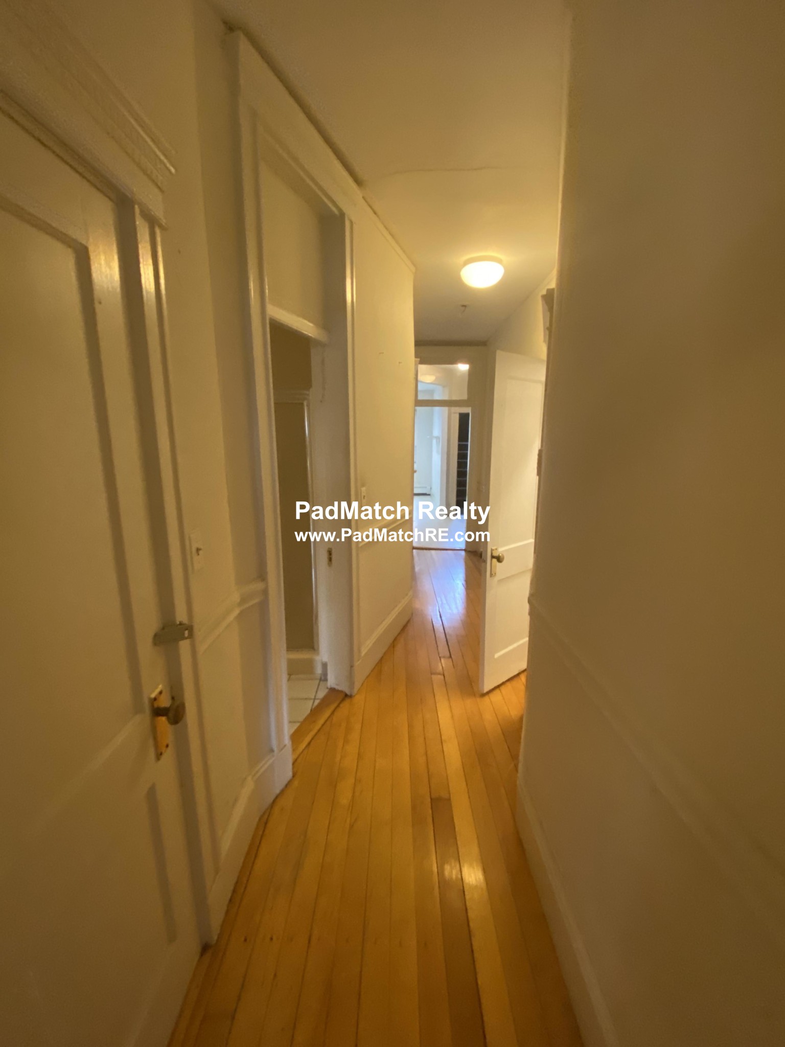 1426 Commonwealth Ave, Brighton