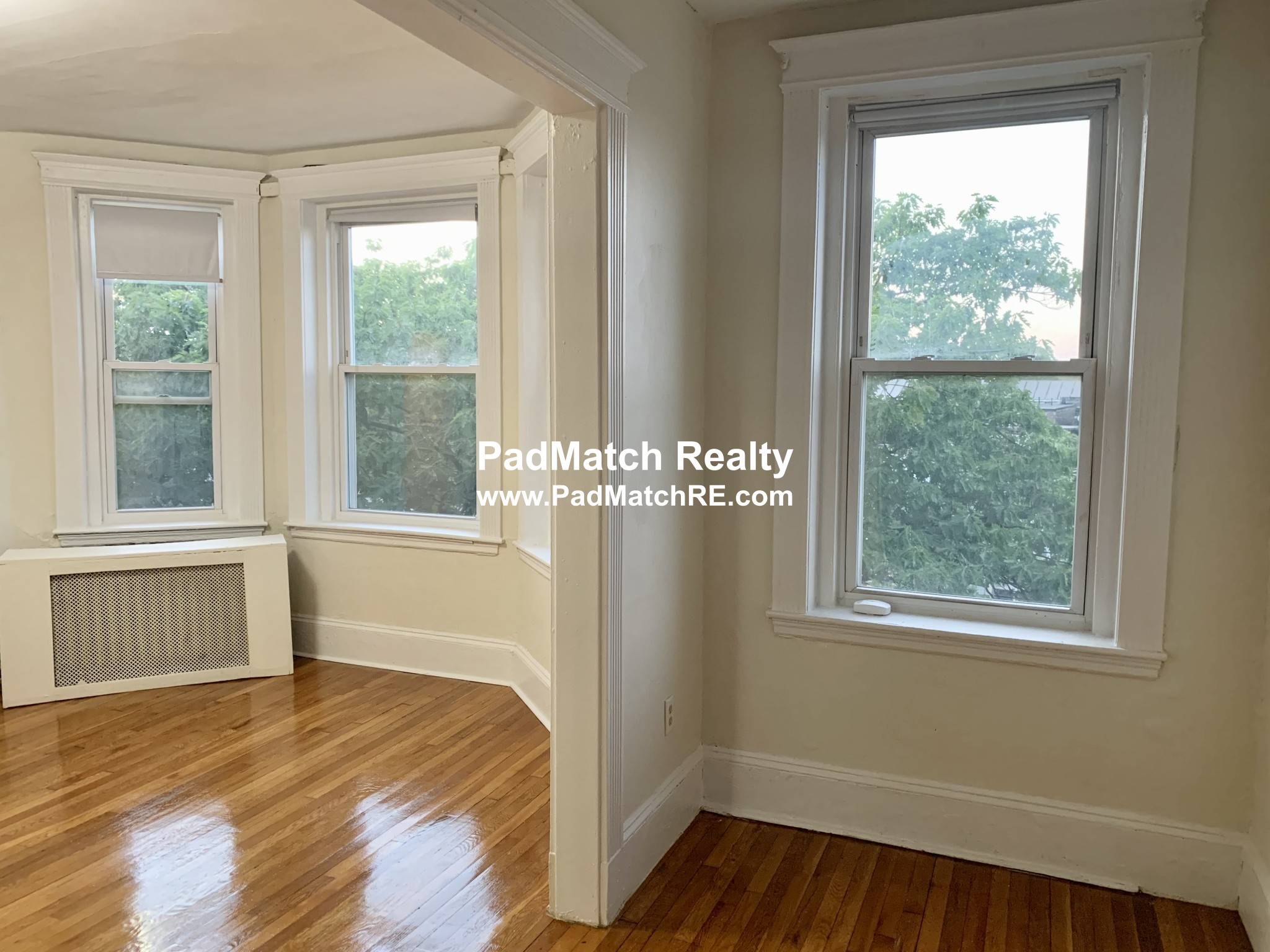 1334 Commonwealth Ave. - 2,145USD / month