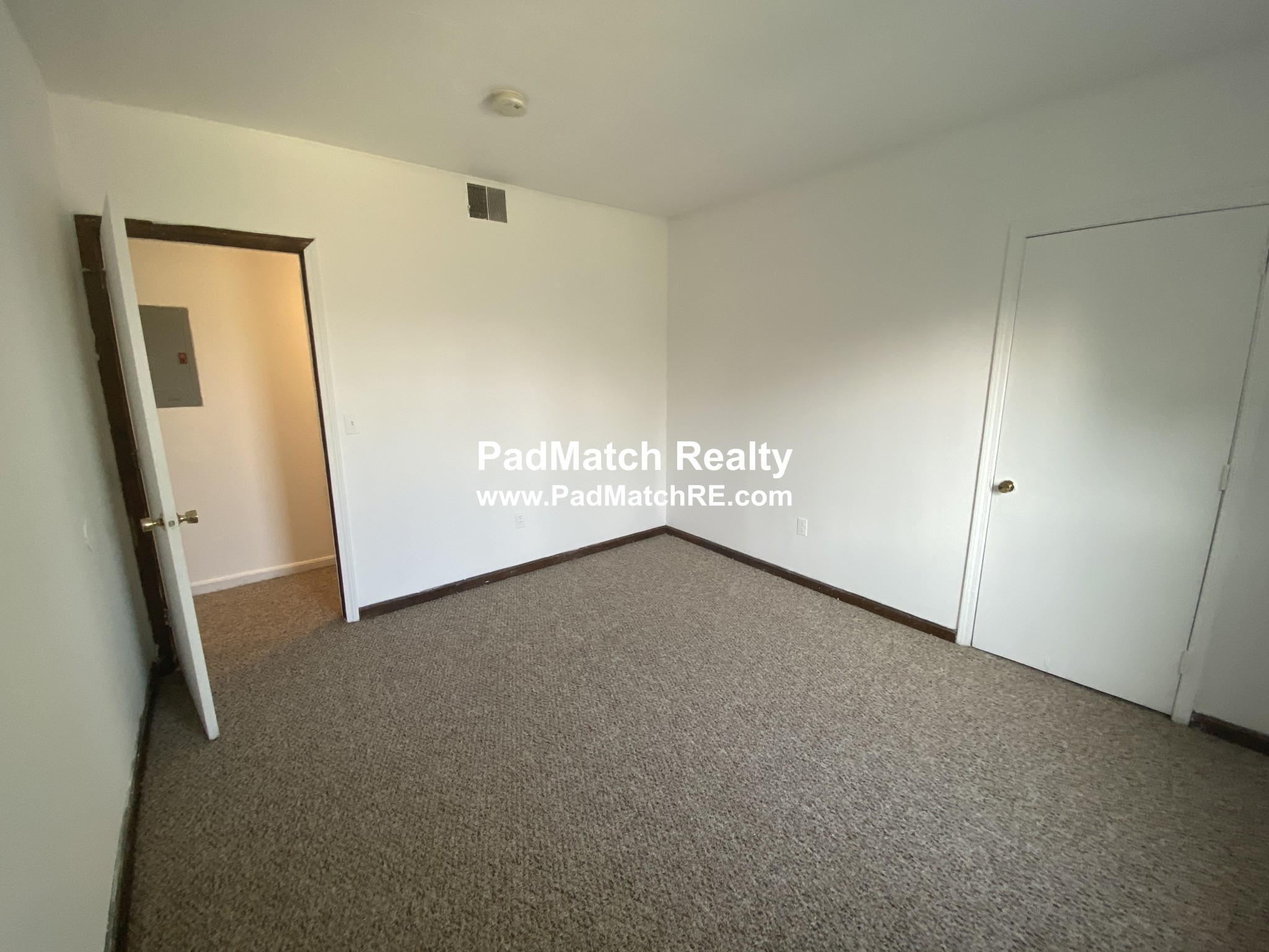 87 Sheridan St, Jamaica Plain